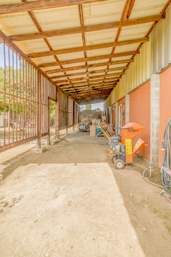 15813 Ave 328, Ivanhoe, CA 93235