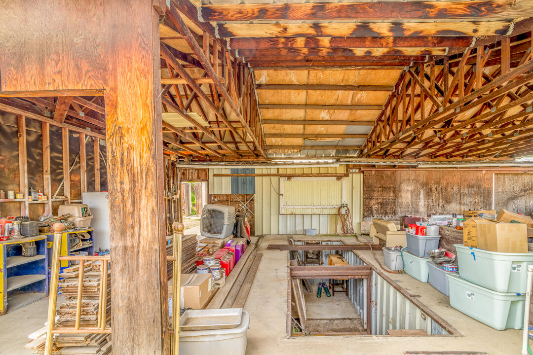 15813 Ave 328, Ivanhoe, CA 93235