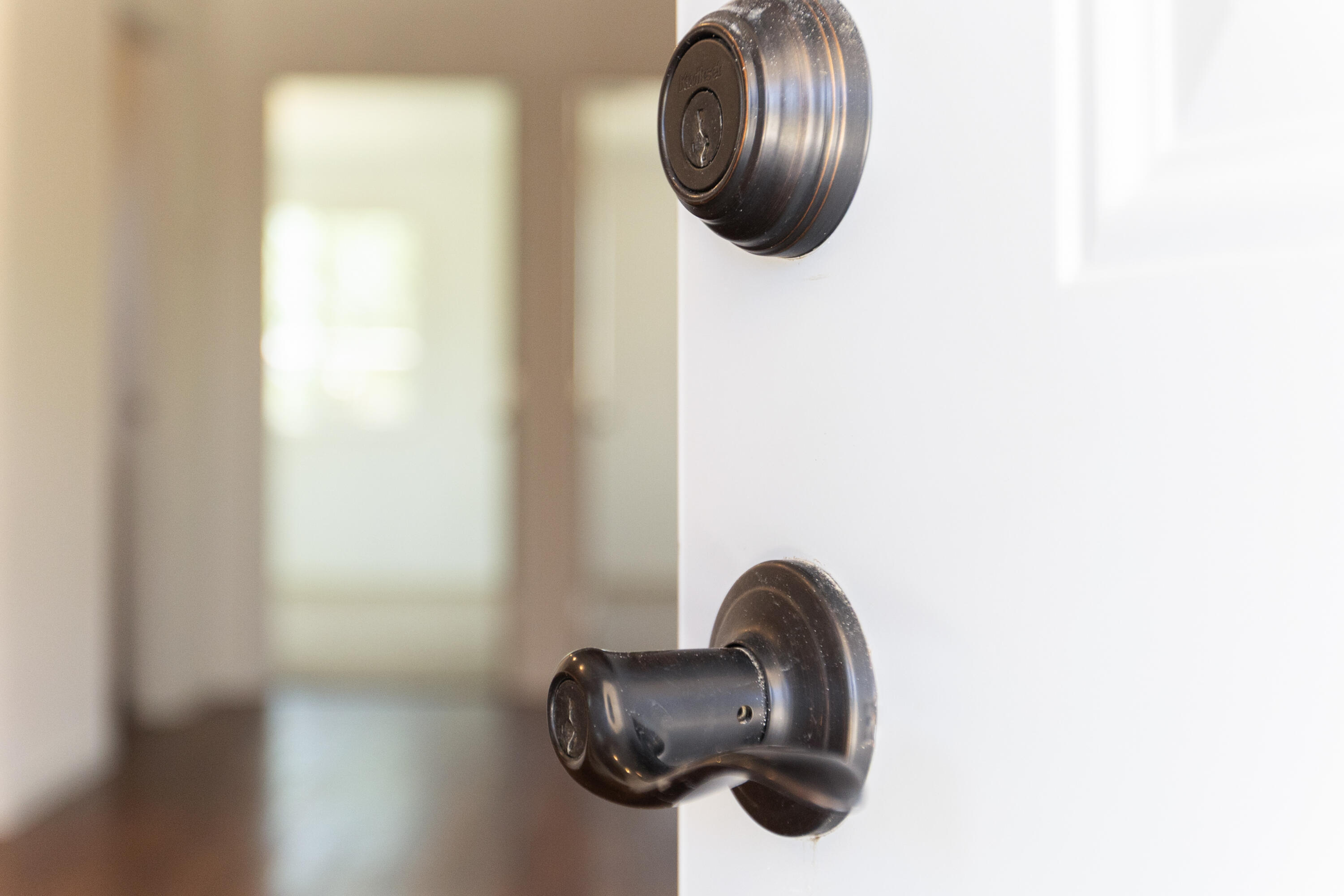 438 Cedar Ave, Earlimart, CA 93219