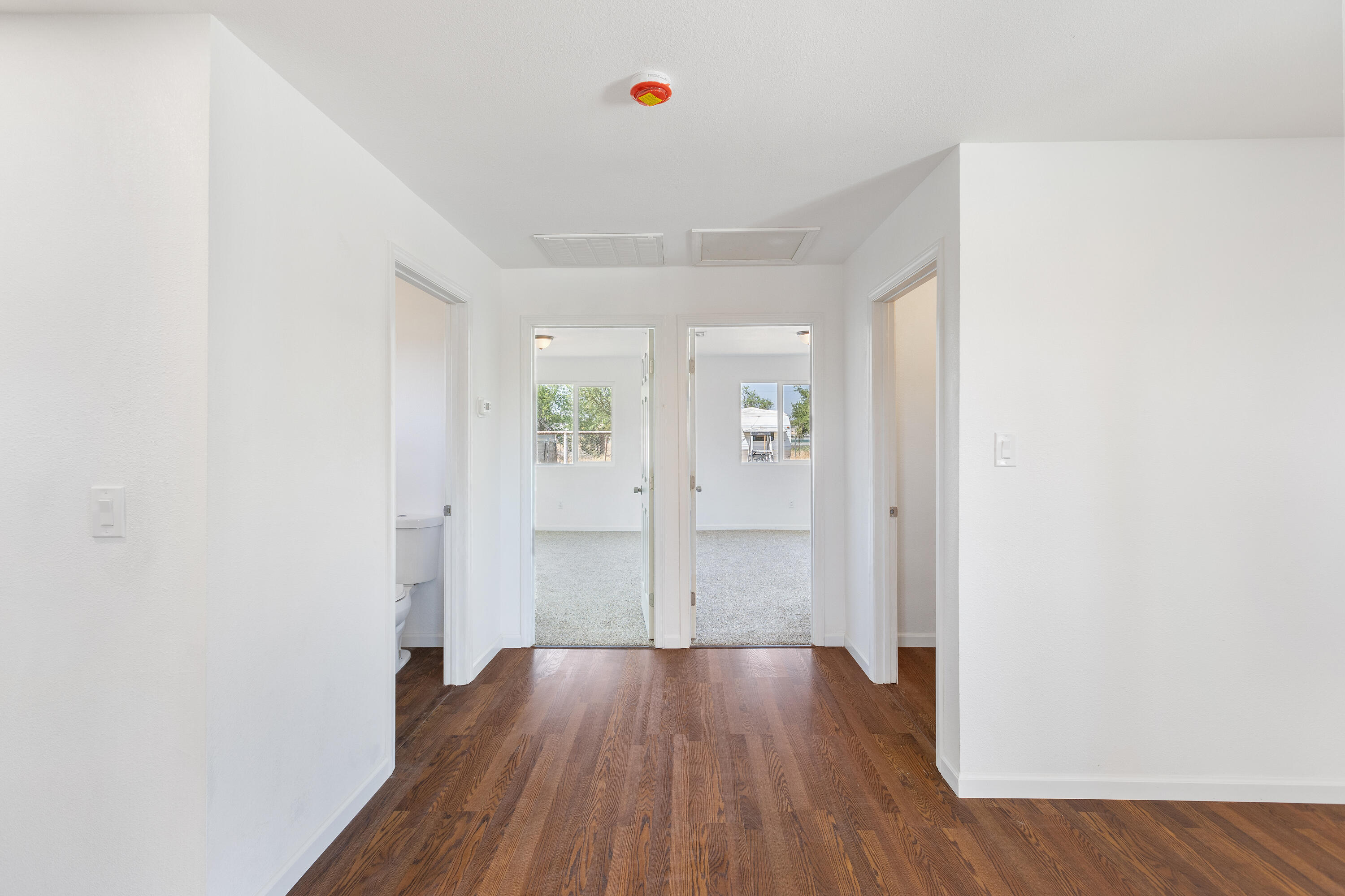 438 Cedar Ave, Earlimart, CA 93219