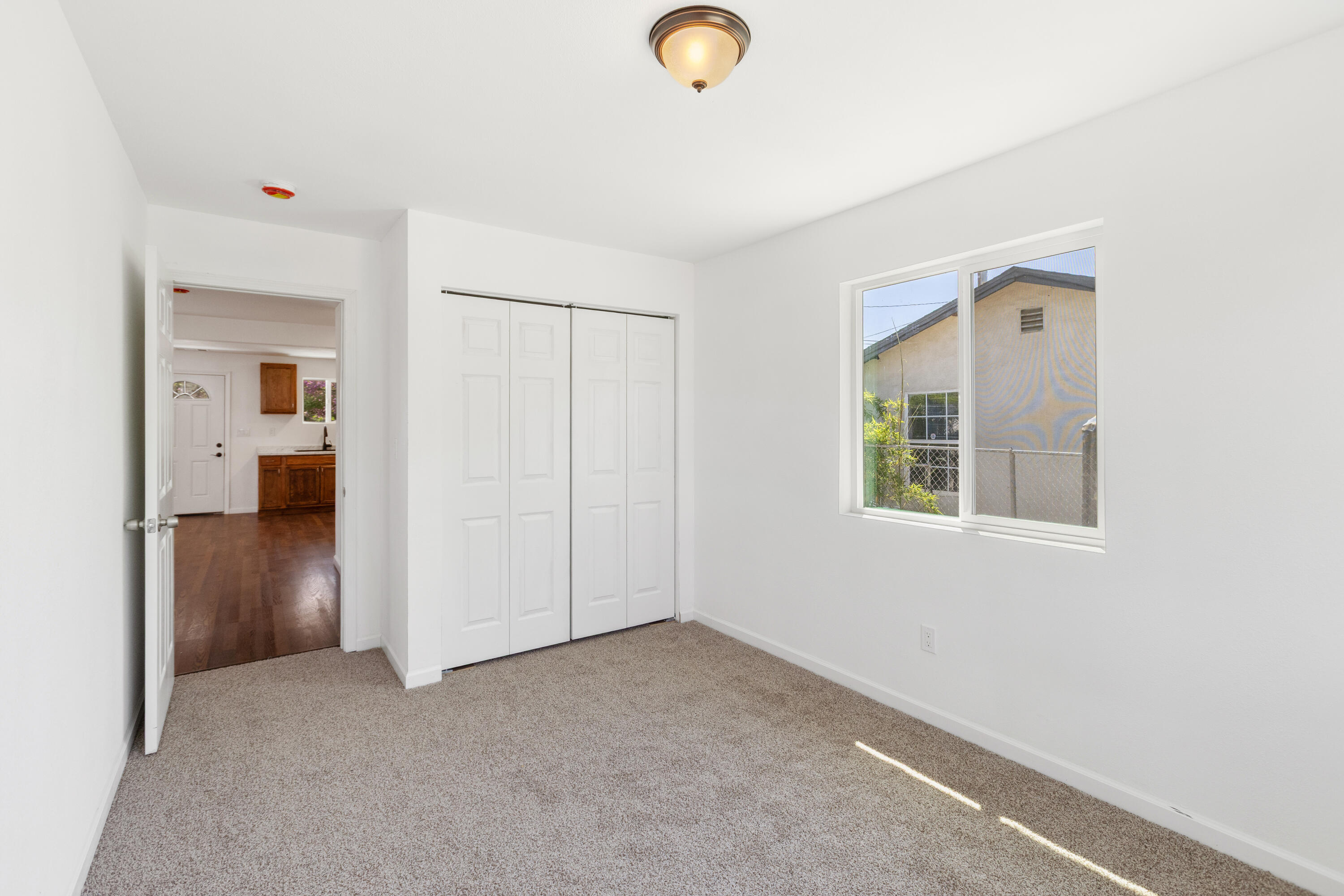 438 Cedar Ave, Earlimart, CA 93219