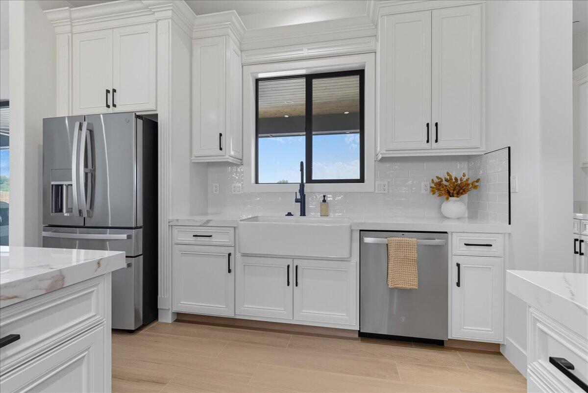 0 #A, Exeter, CA 93221