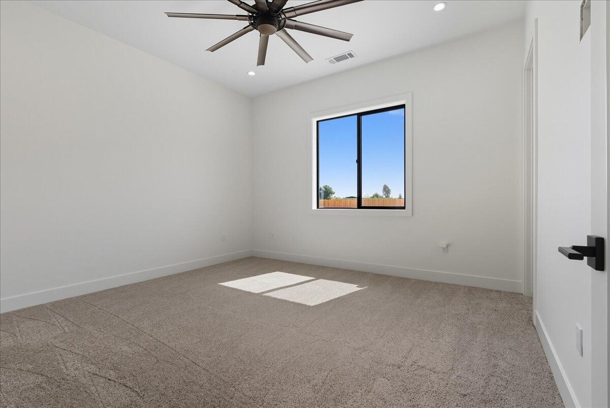 0 #A, Exeter, CA 93221