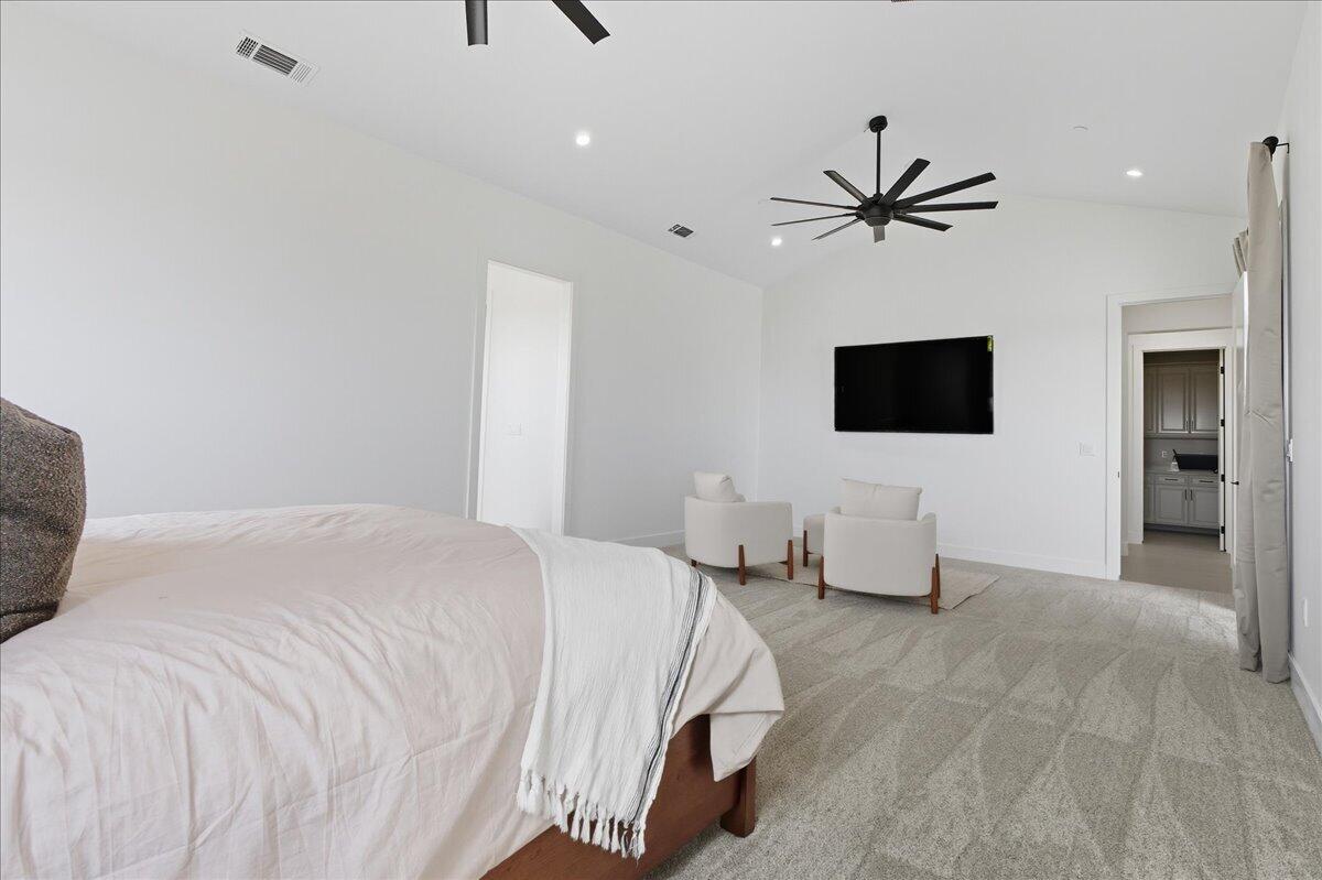 0 #A, Exeter, CA 93221