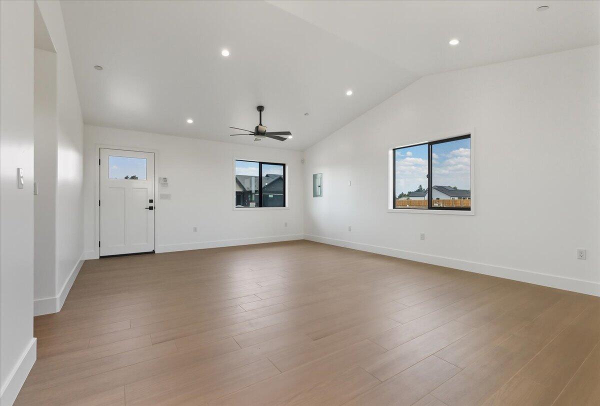 0 #A, Exeter, CA 93221