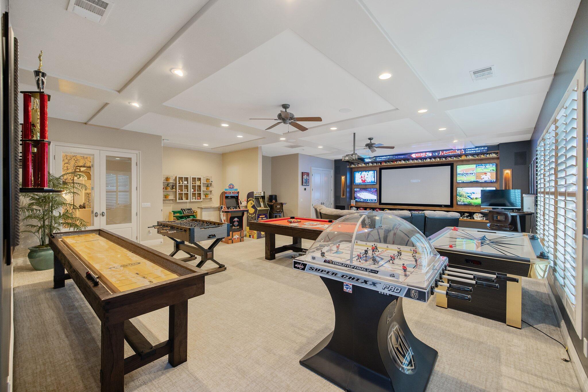 1618 Glen Ellen Ct, Tulare, CA 93274