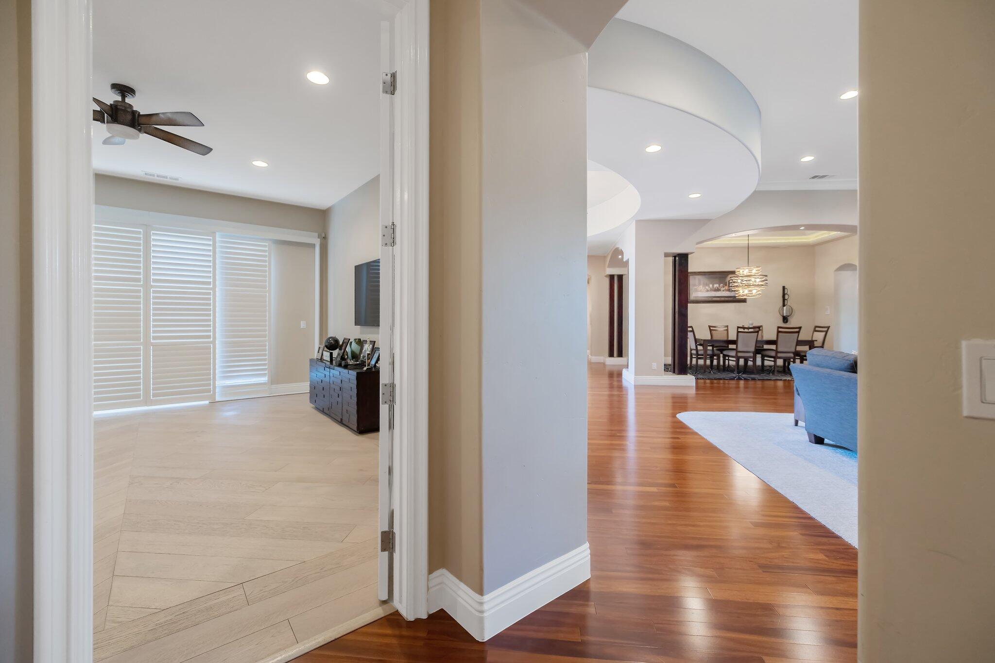 1618 Glen Ellen Ct, Tulare, CA 93274