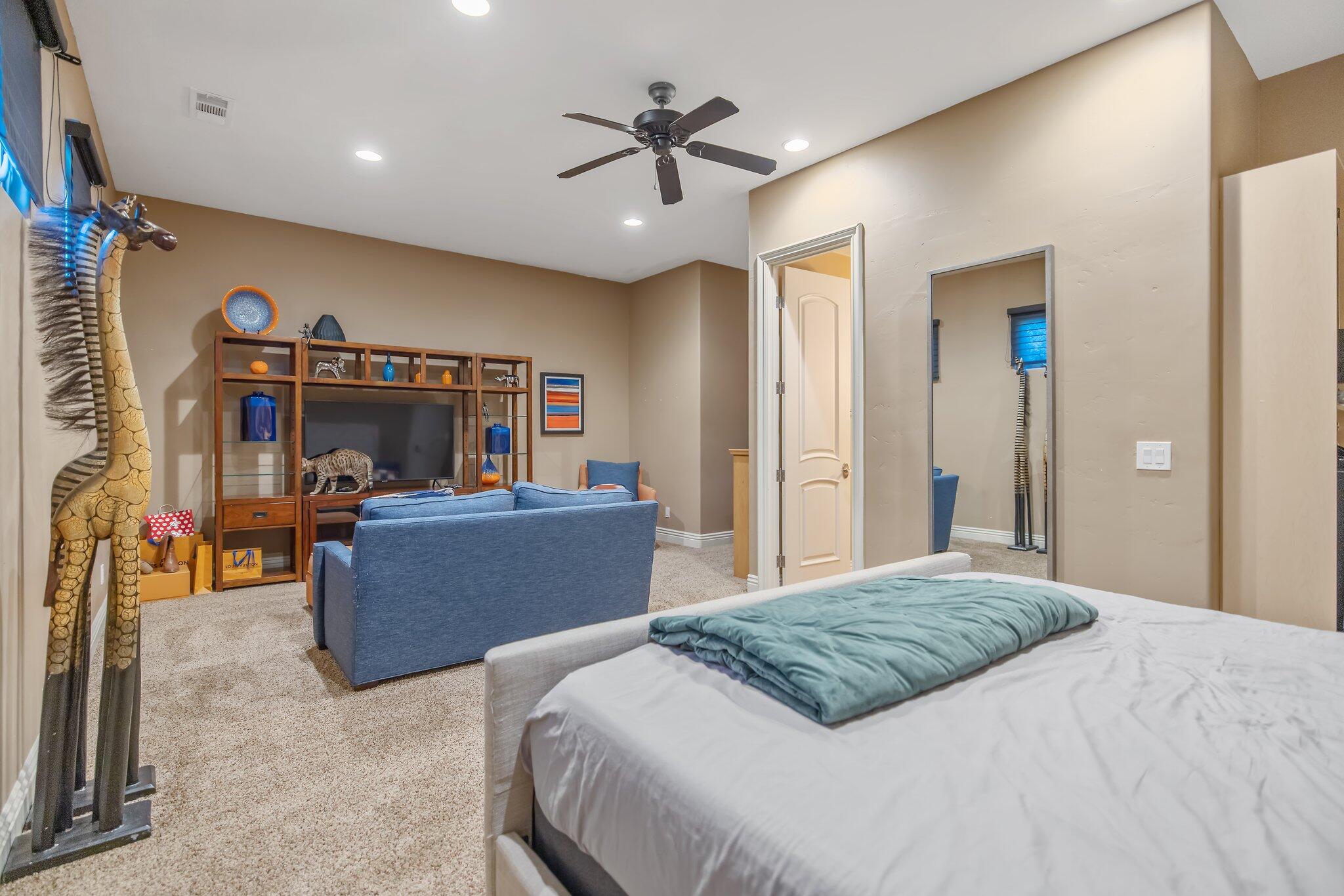 1618 Glen Ellen Ct, Tulare, CA 93274