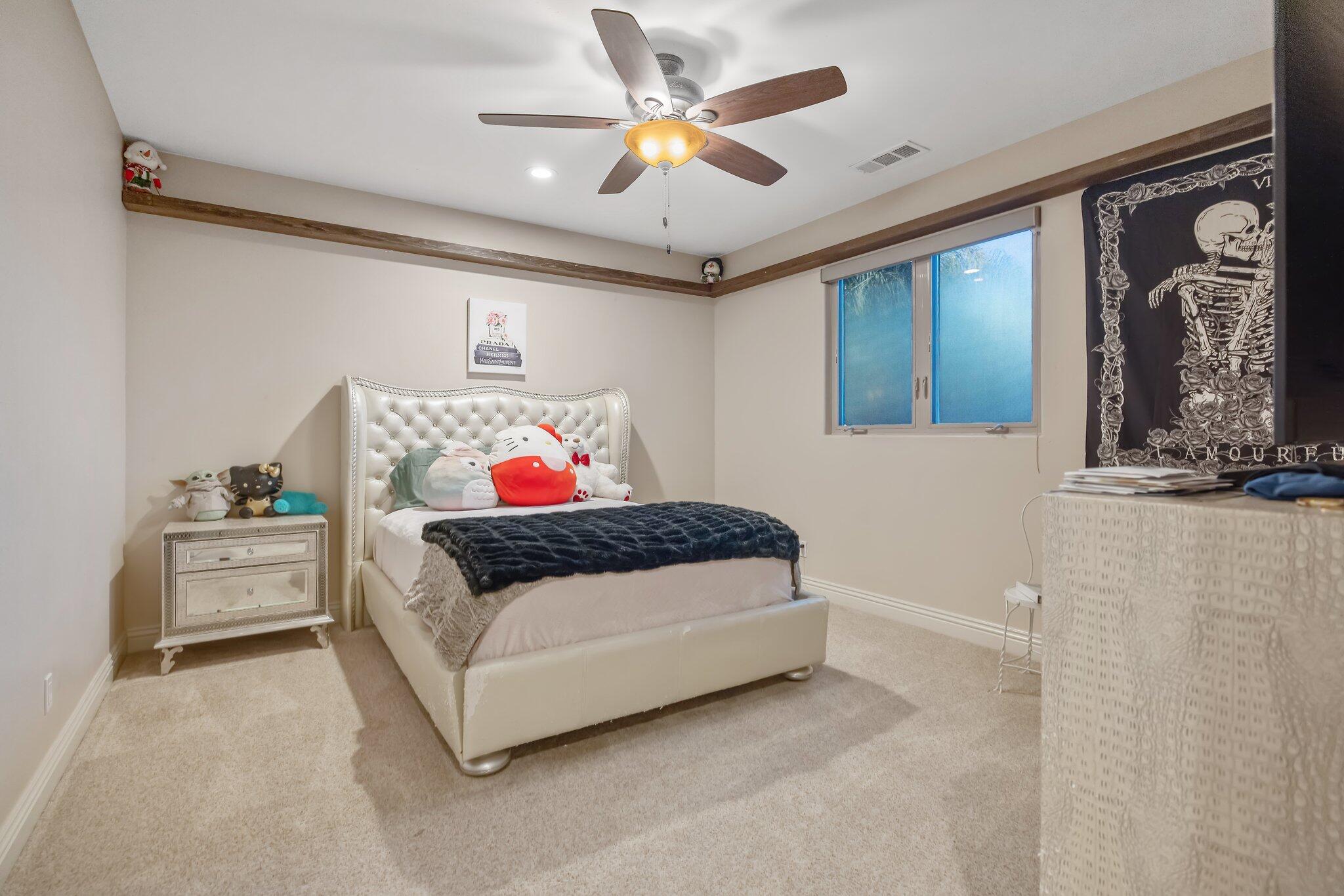 1618 Glen Ellen Ct, Tulare, CA 93274