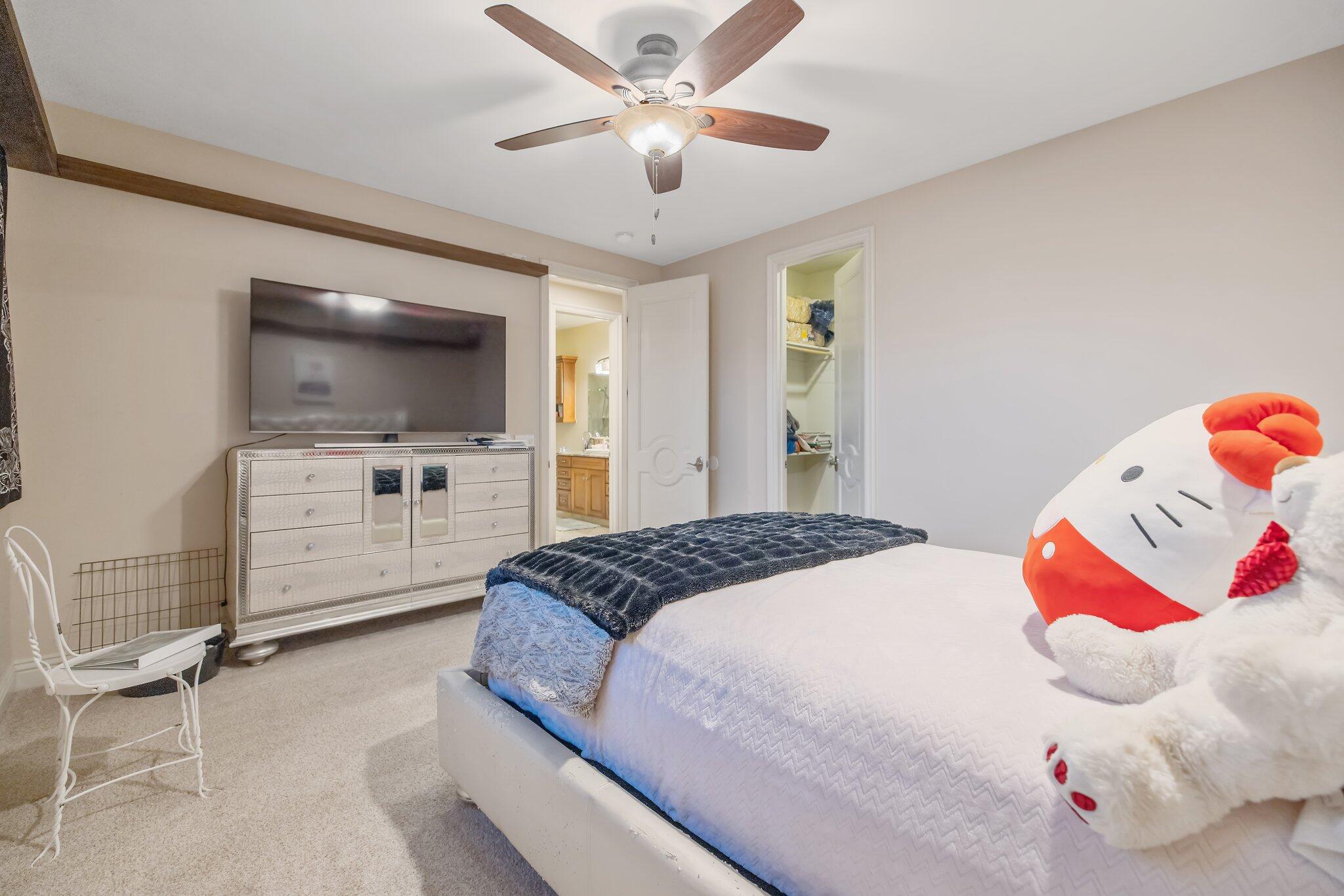 1618 Glen Ellen Ct, Tulare, CA 93274