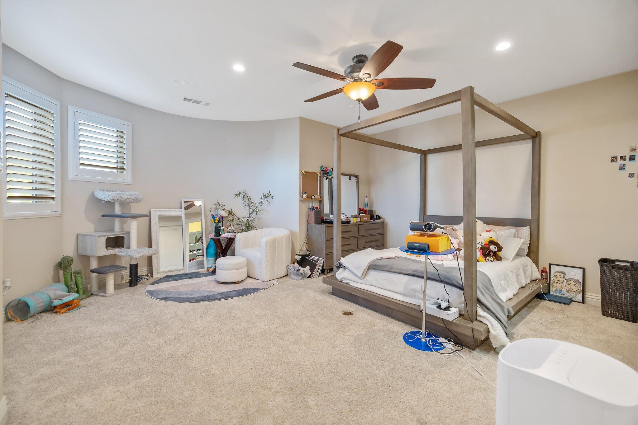 1618 Glen Ellen Ct, Tulare, CA 93274