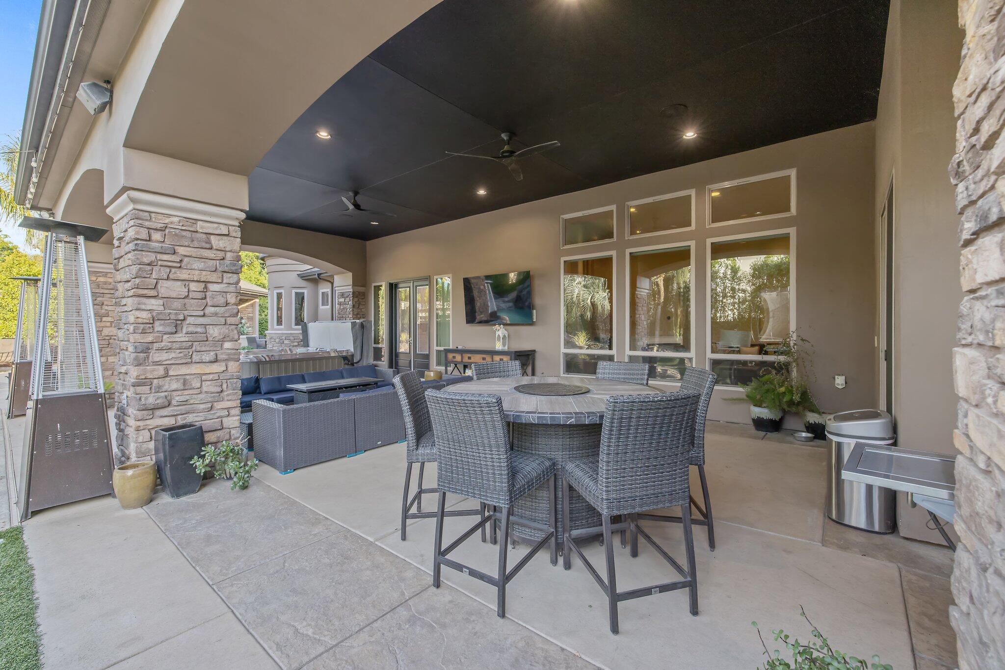 1618 Glen Ellen Ct, Tulare, CA 93274