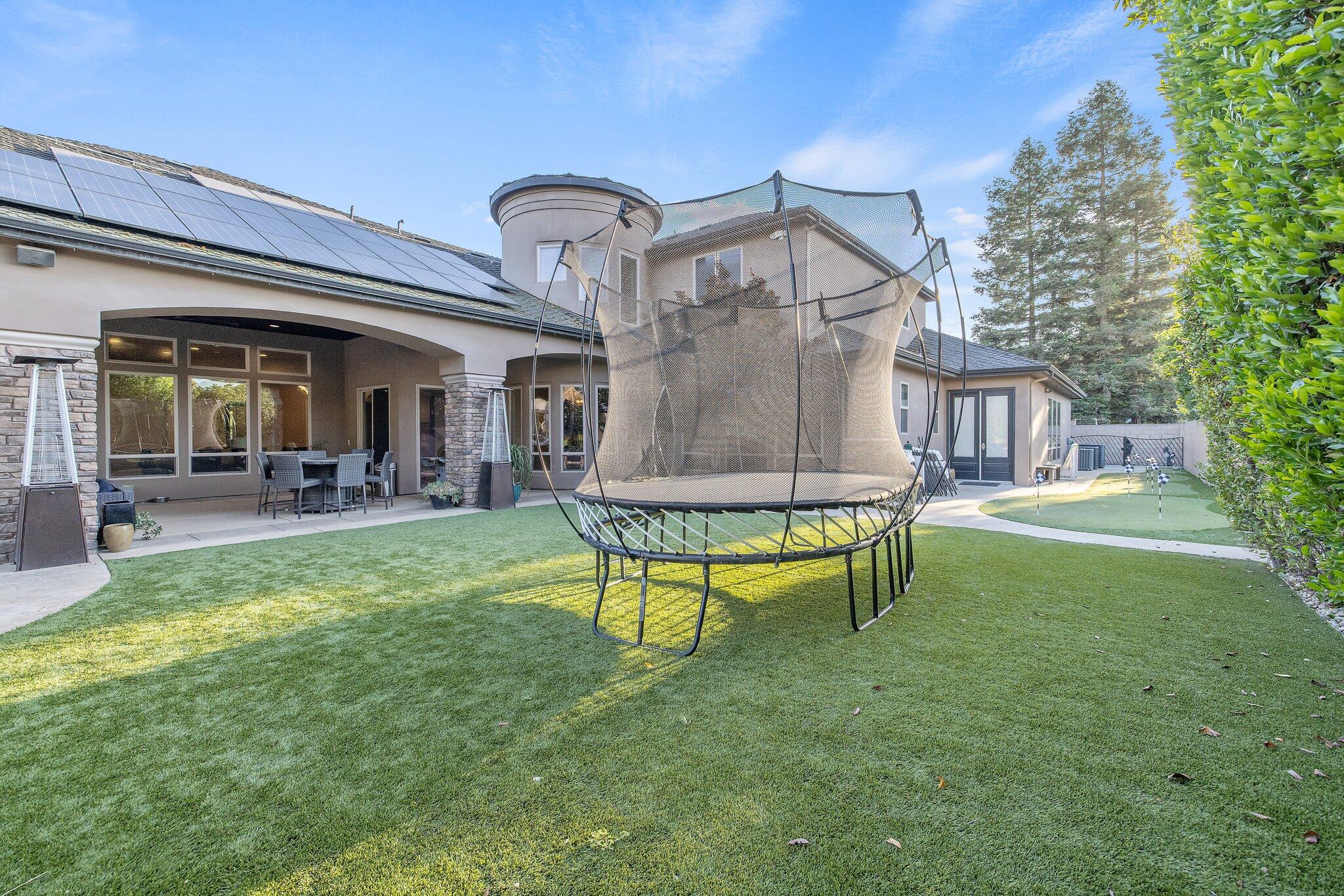 1618 Glen Ellen Ct, Tulare, CA 93274