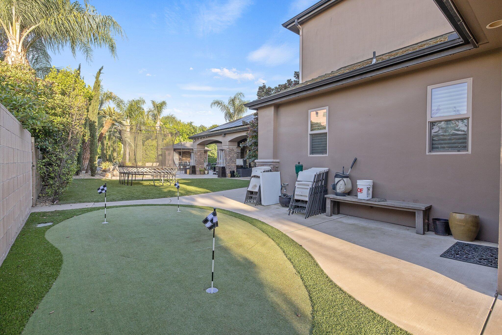 1618 Glen Ellen Ct, Tulare, CA 93274