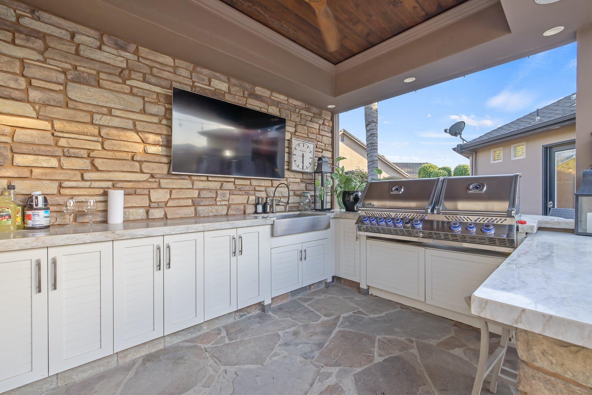 1618 Glen Ellen Ct, Tulare, CA 93274