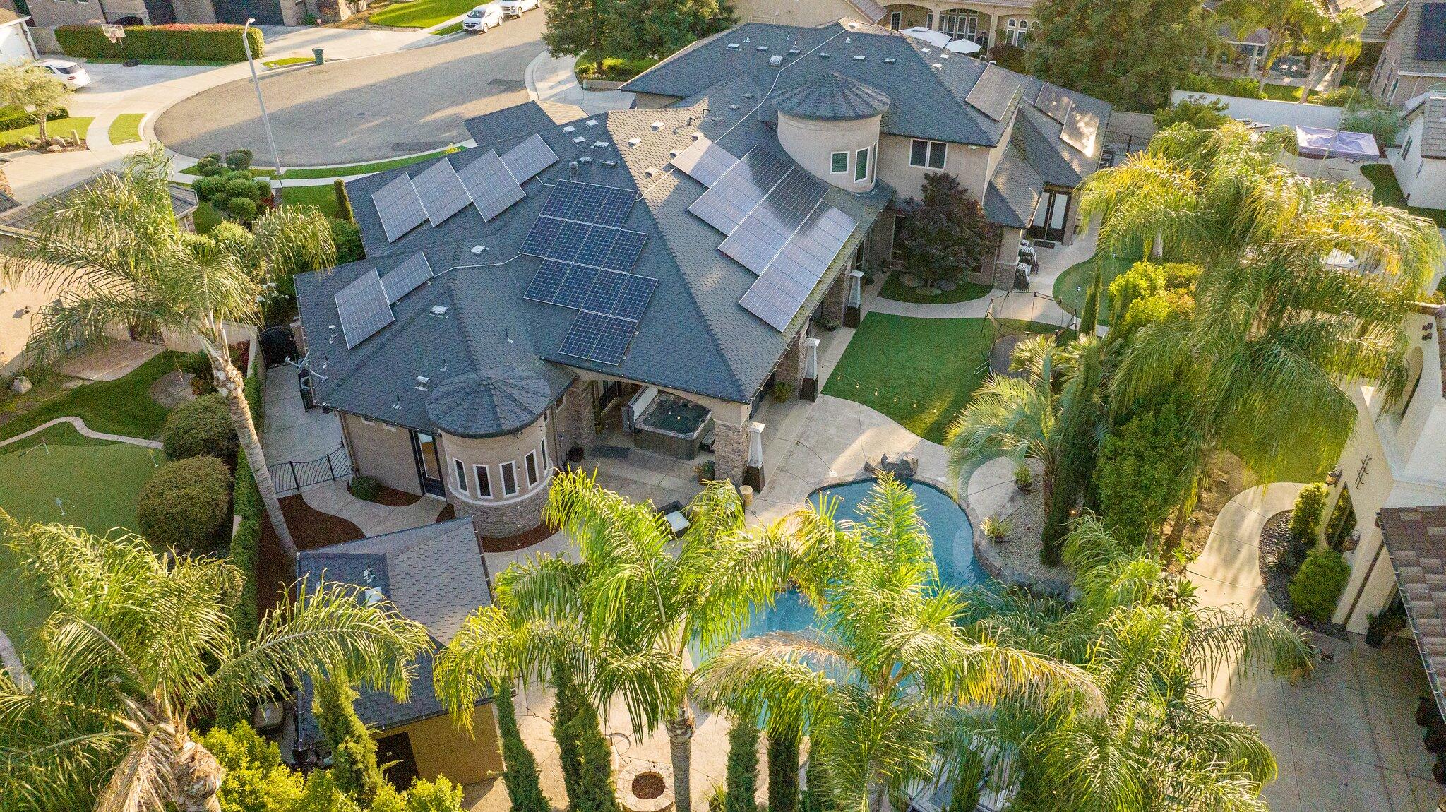 1618 Glen Ellen Ct, Tulare, CA 93274