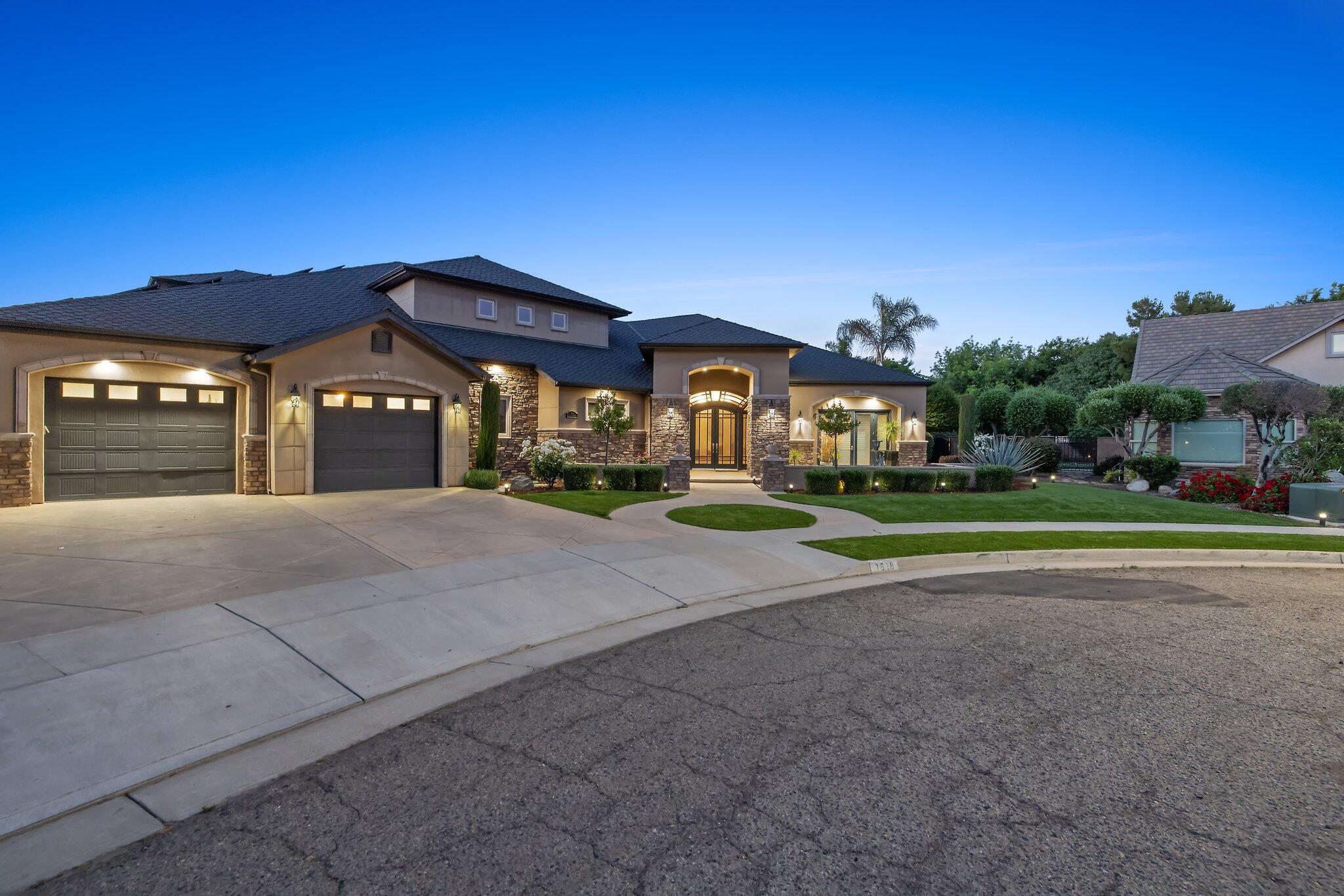 1618 Glen Ellen Ct, Tulare, CA 93274