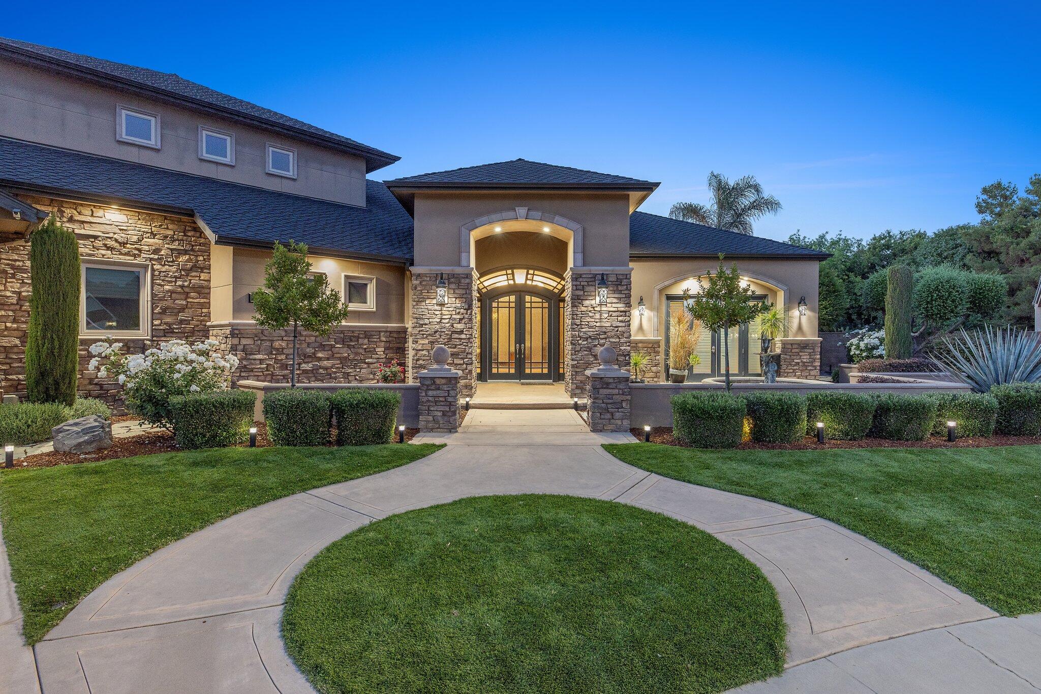 1618 Glen Ellen Ct, Tulare, CA 93274