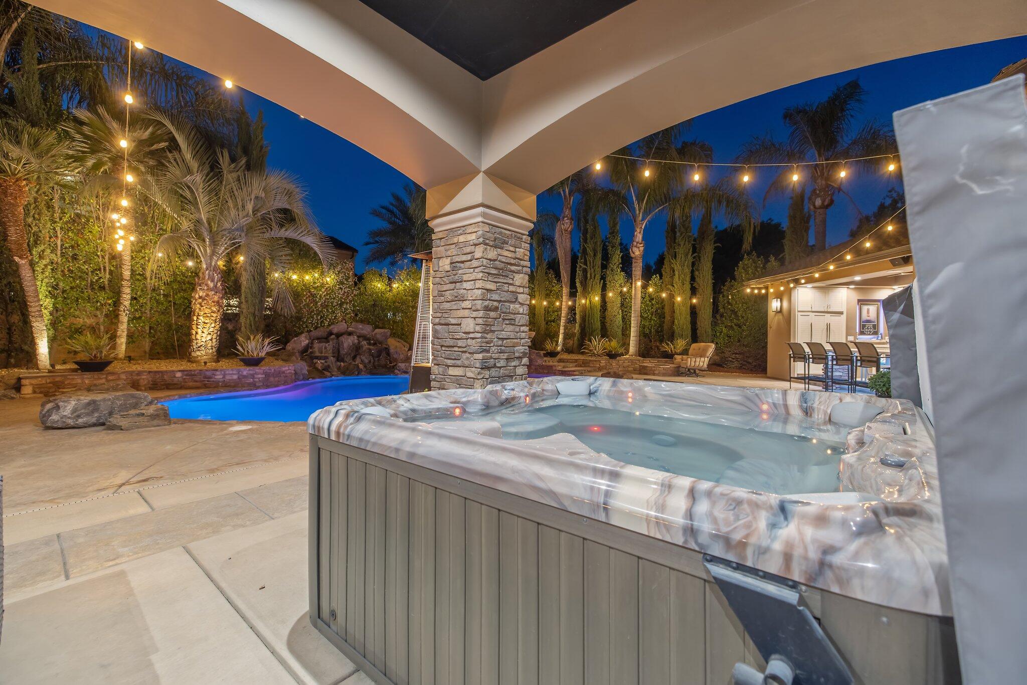 1618 Glen Ellen Ct, Tulare, CA 93274