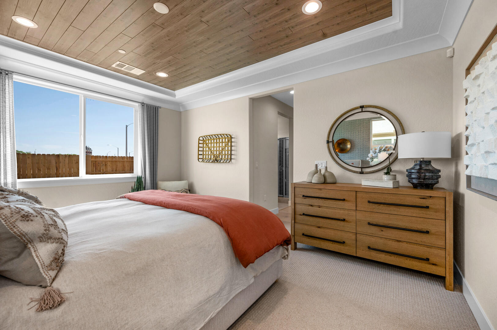 923 Lisbon Ave, Tulare, CA 93274