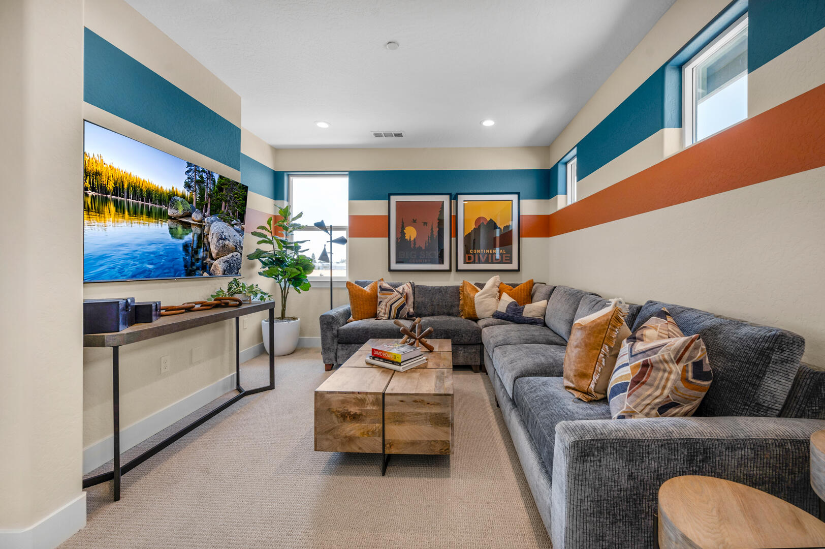 923 Lisbon Ave, Tulare, CA 93274