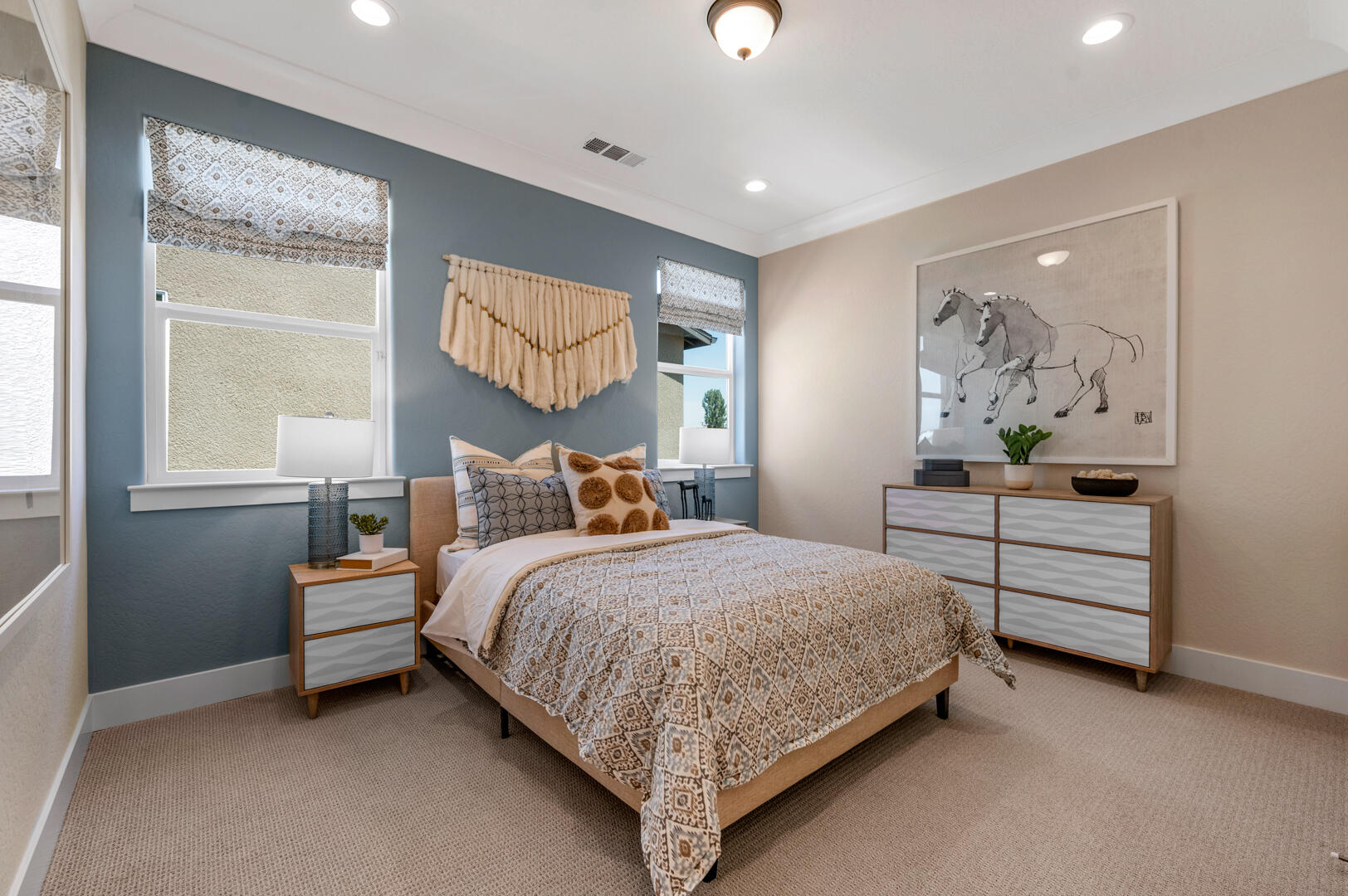 923 Lisbon Ave, Tulare, CA 93274