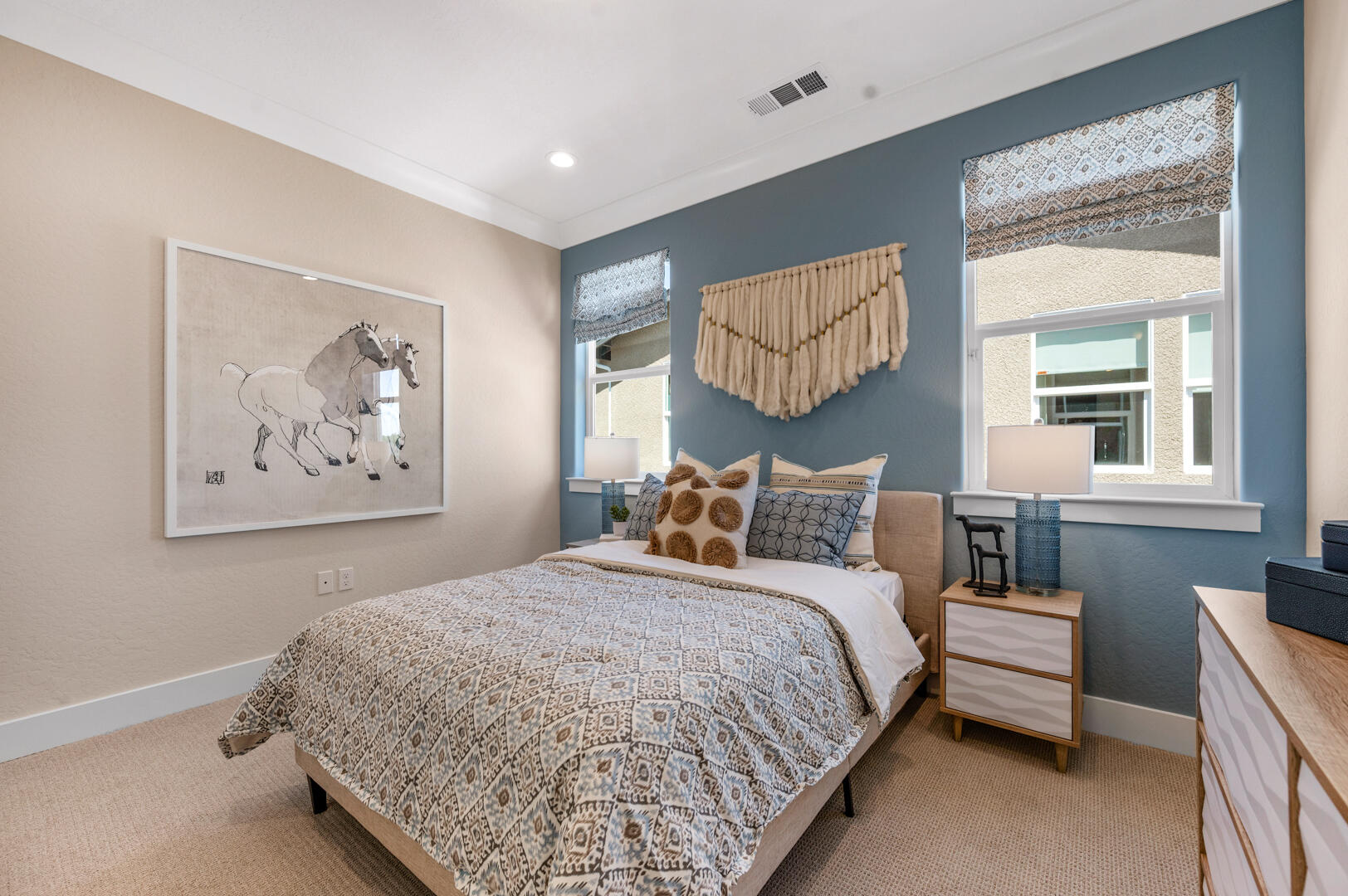 923 Lisbon Ave, Tulare, CA 93274