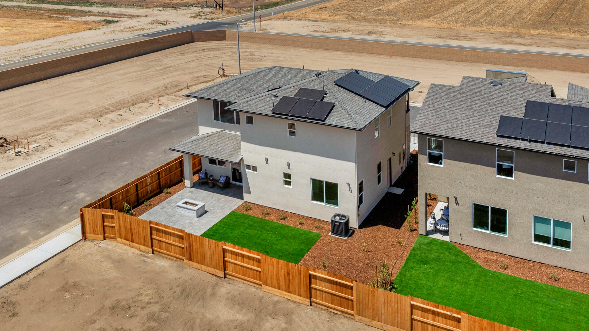 923 Lisbon Ave, Tulare, CA 93274