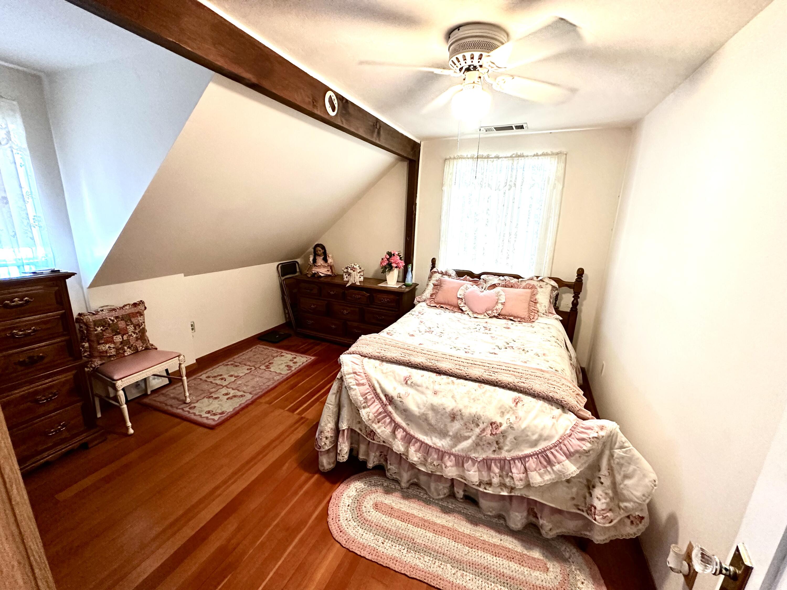 24470 60 Ave, Ducor, CA 93218