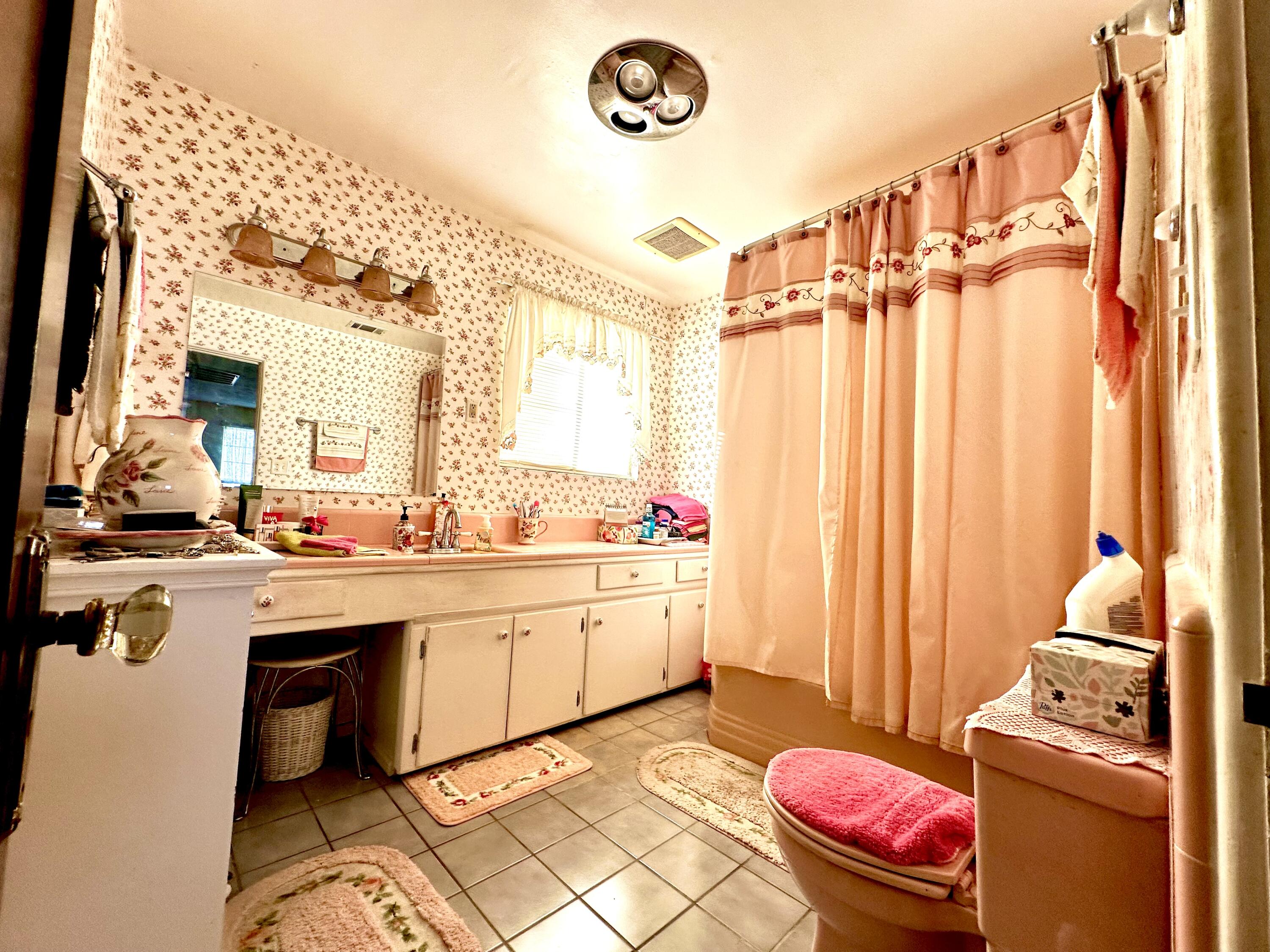 24470 60 Ave, Ducor, CA 93218