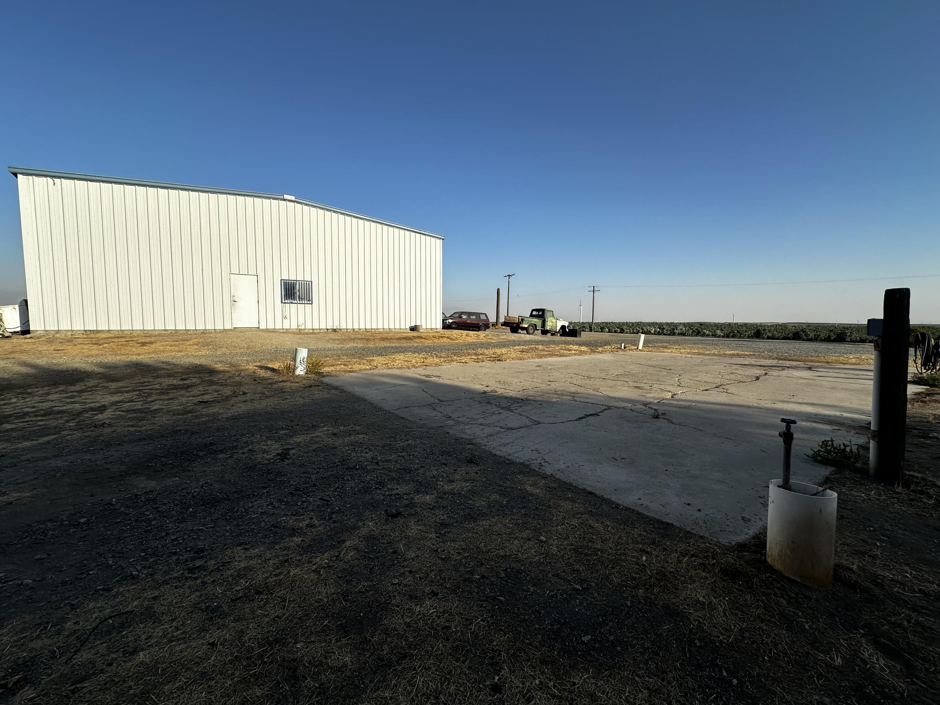 24470 60 Ave, Ducor, CA 93218