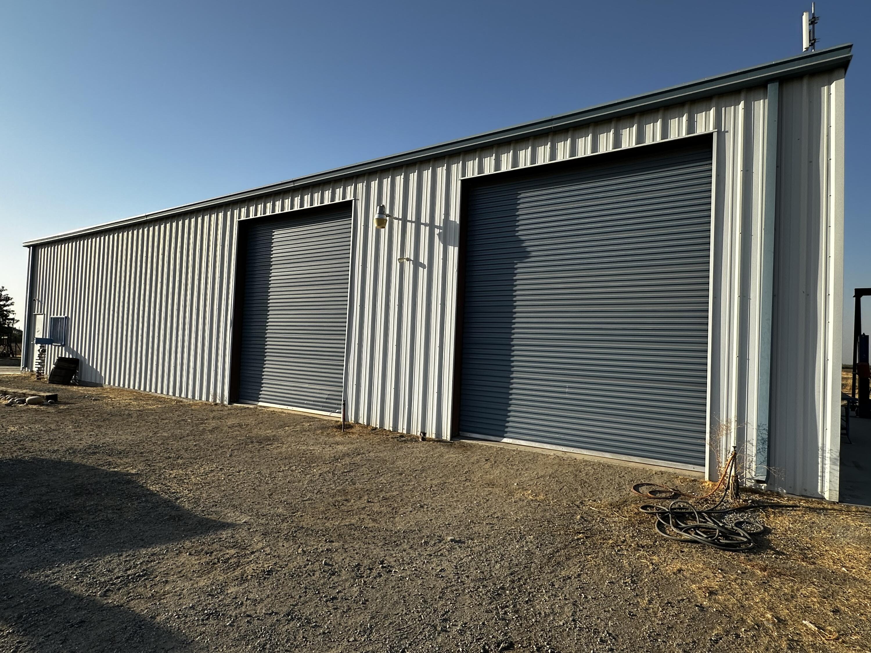 24470 60 Ave, Ducor, CA 93218