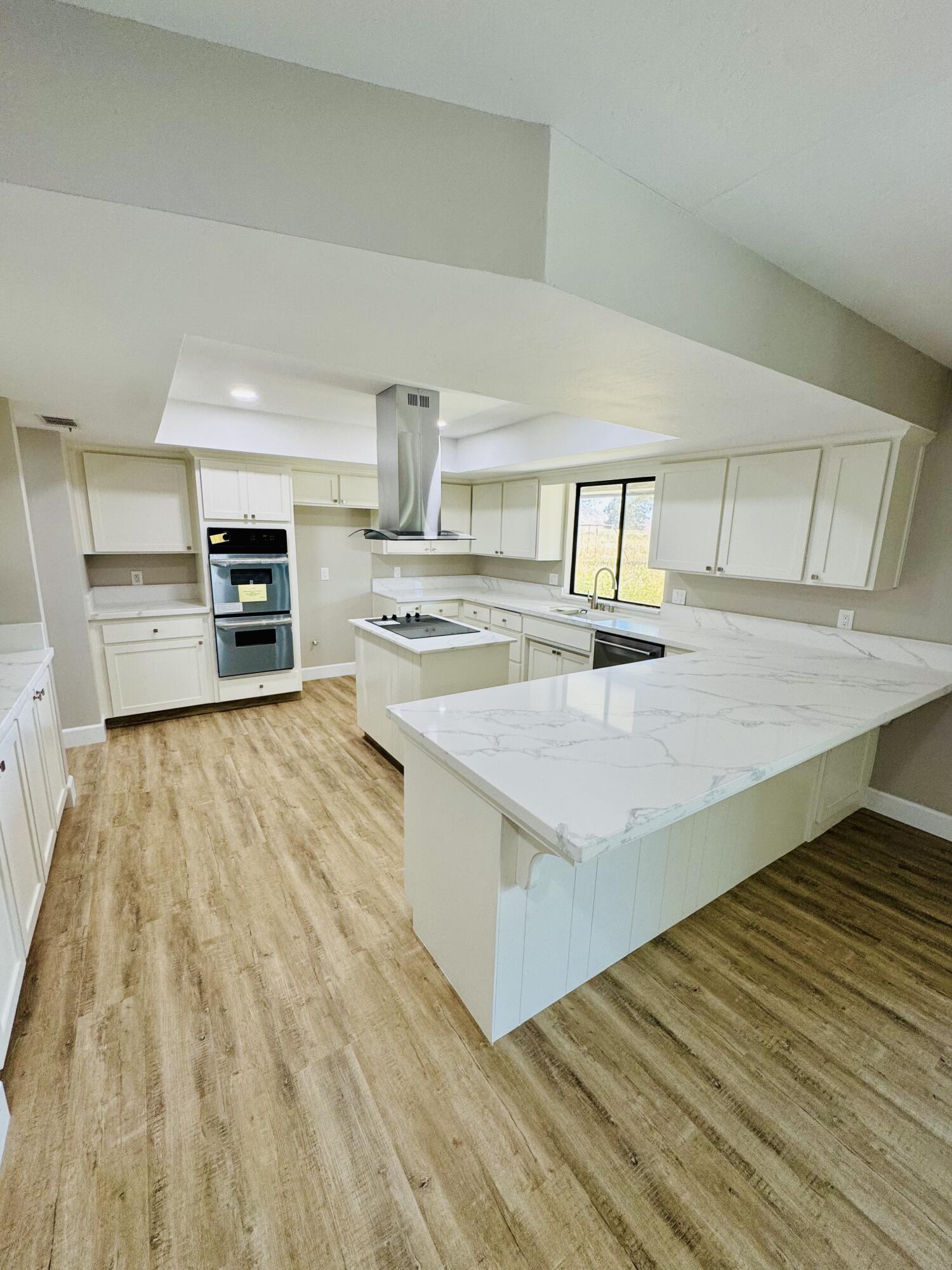 27057 Ave 196, Strathmore, CA 93267