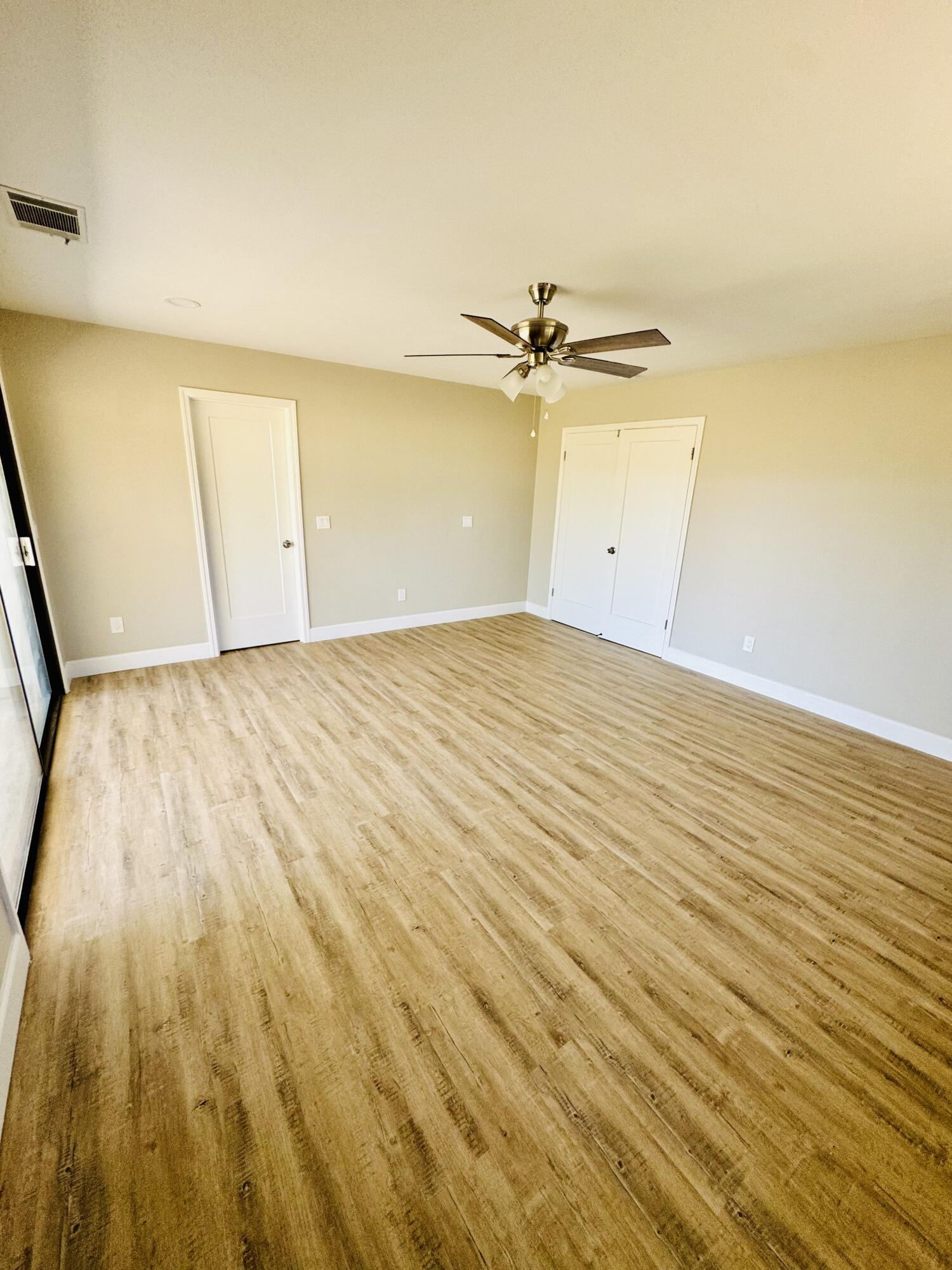 27057 Ave 196, Strathmore, CA 93267