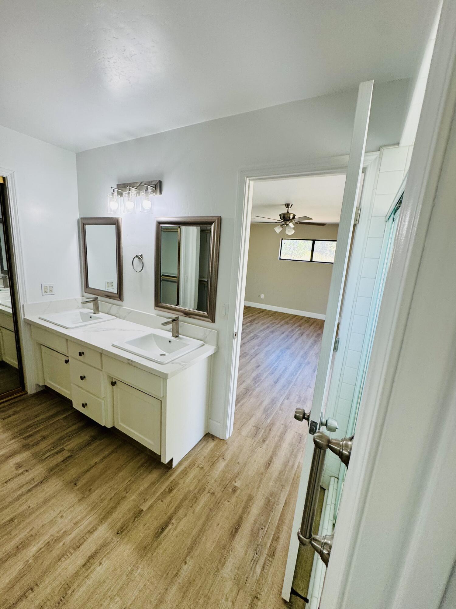 27057 Ave 196, Strathmore, CA 93267