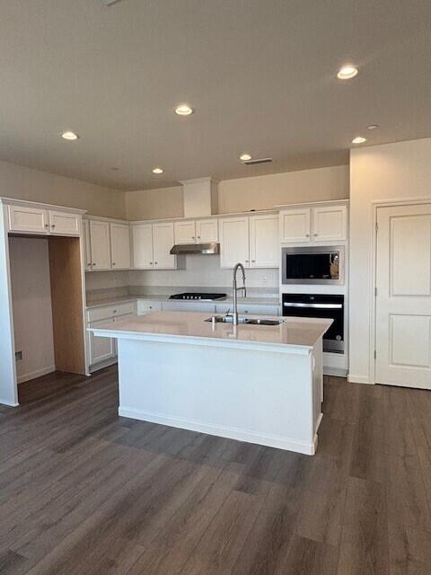 3118 Scoon Pl, Tulare, CA 93274