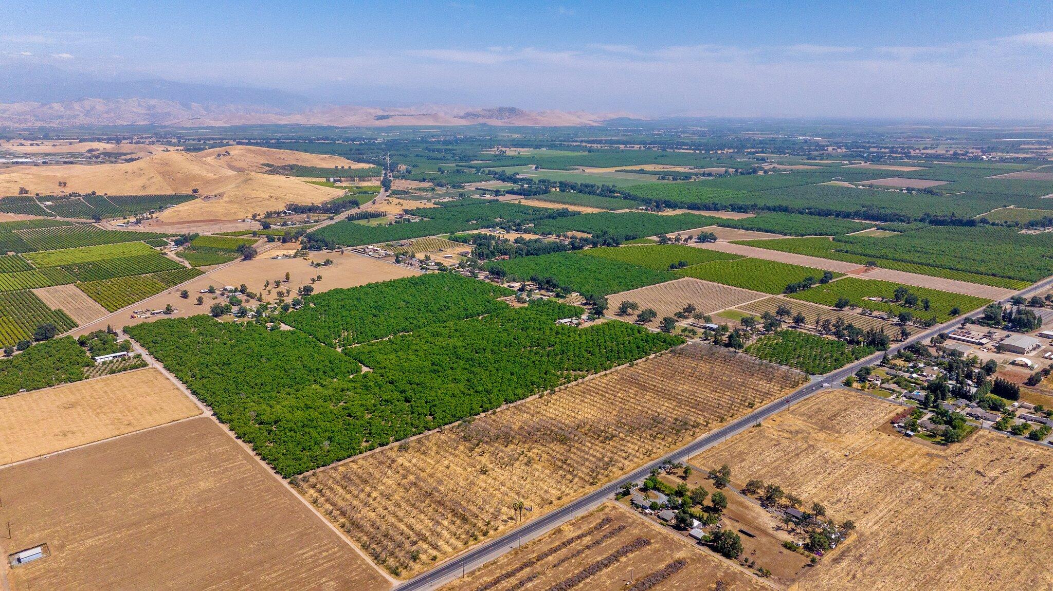 0 Ave 320, Ivanhoe, CA 93235