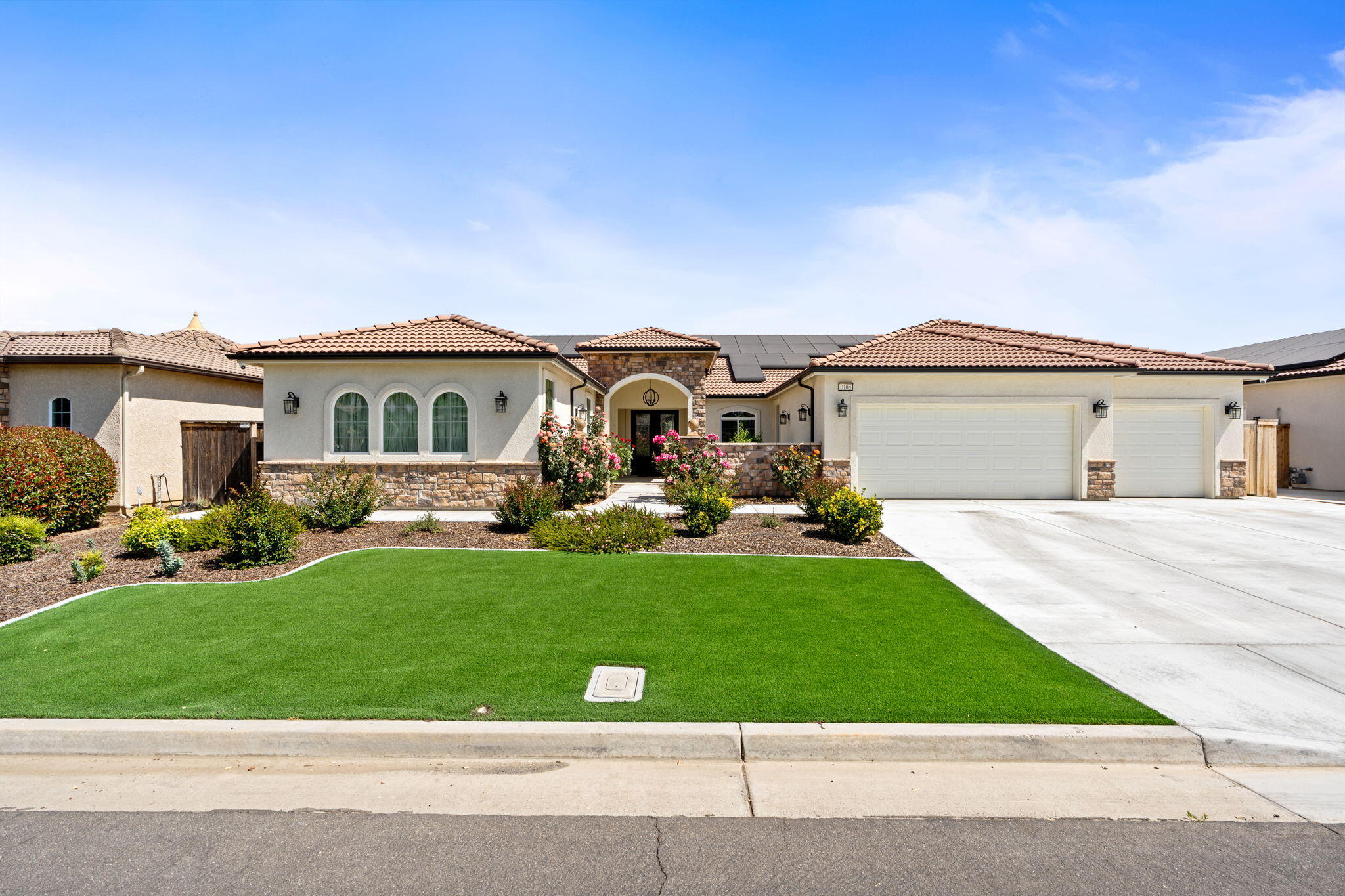 3108 E Beech Ct, Visalia, CA 93292