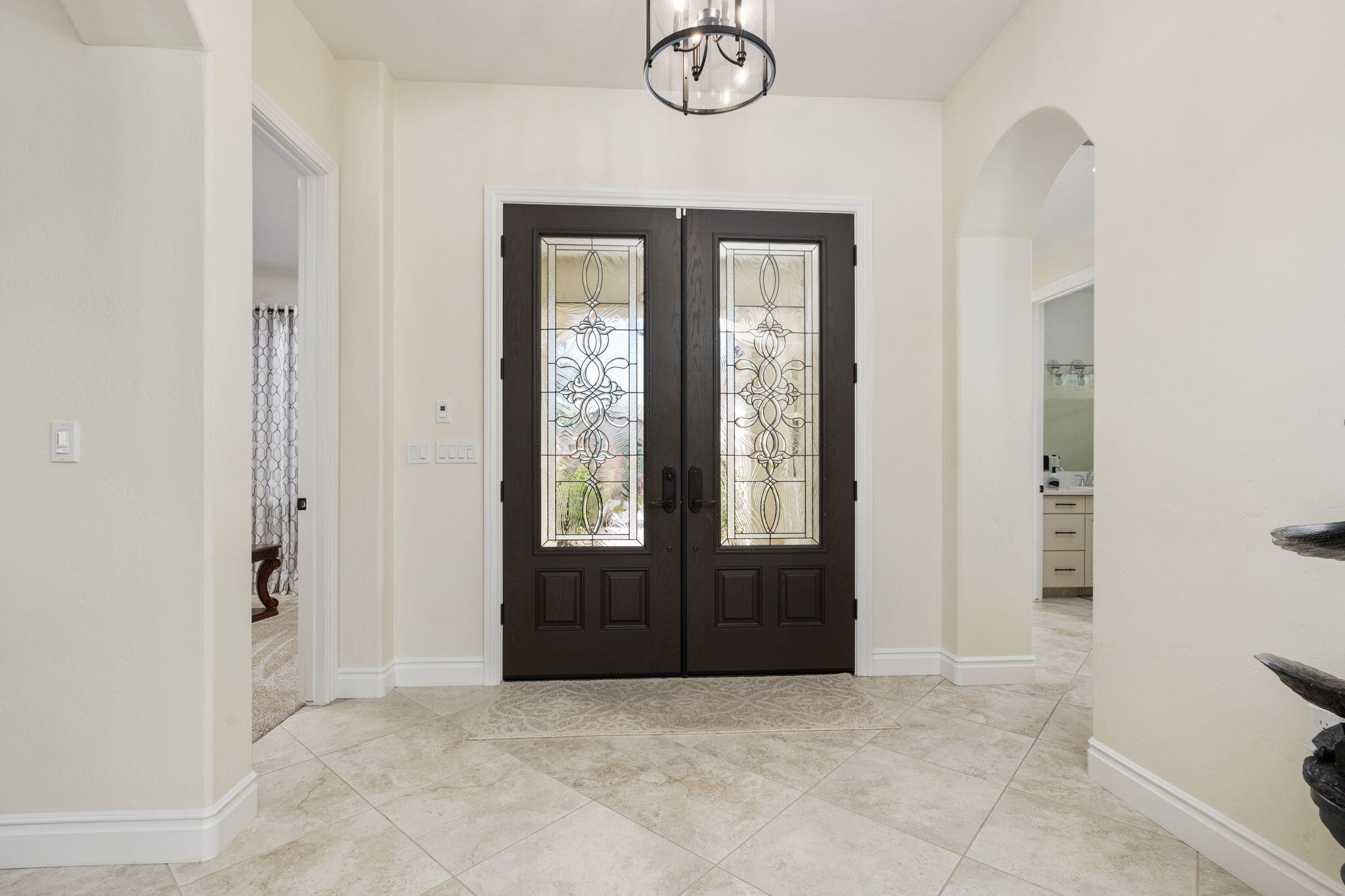 3108 E Beech Ct, Visalia, CA 93292