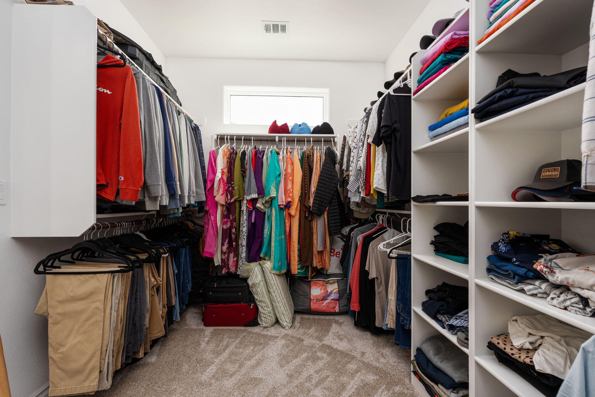 3108 E Beech Ct, Visalia, CA 93292