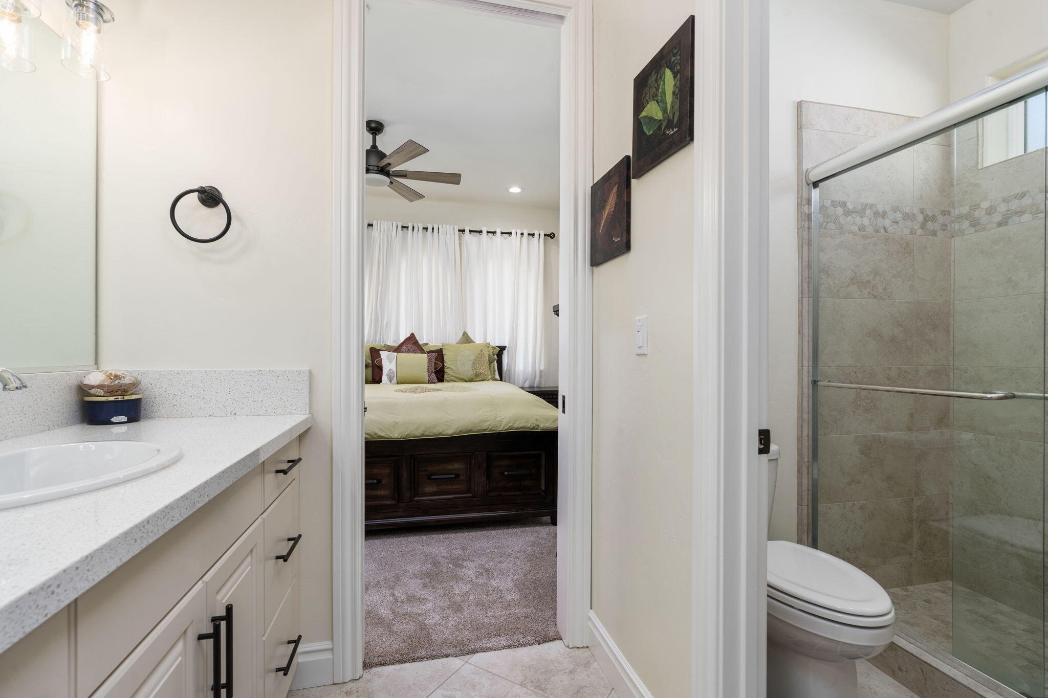 3108 E Beech Ct, Visalia, CA 93292