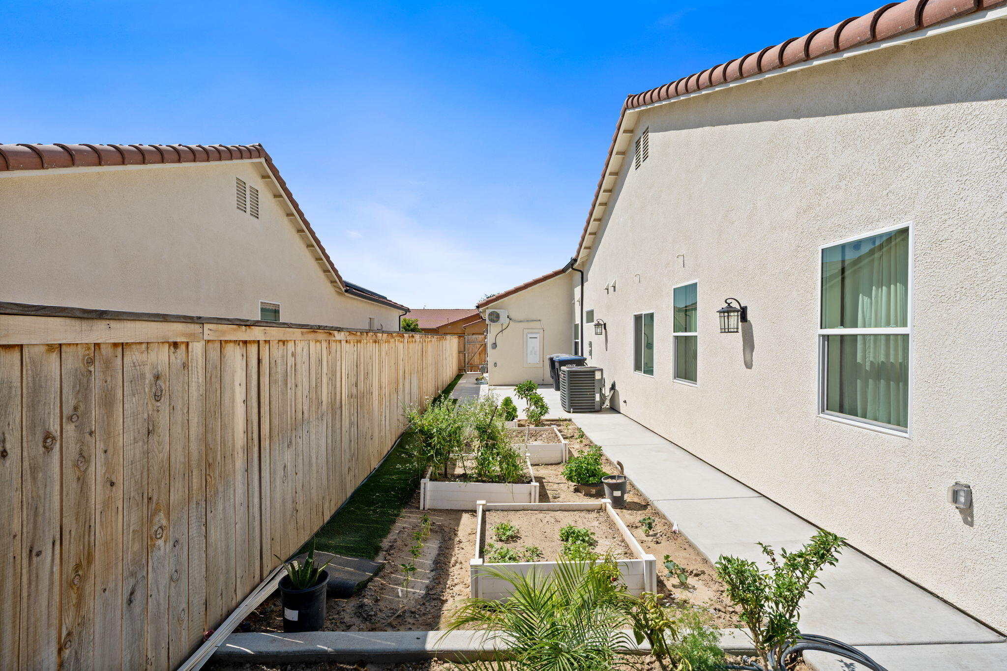 3108 E Beech Ct, Visalia, CA 93292