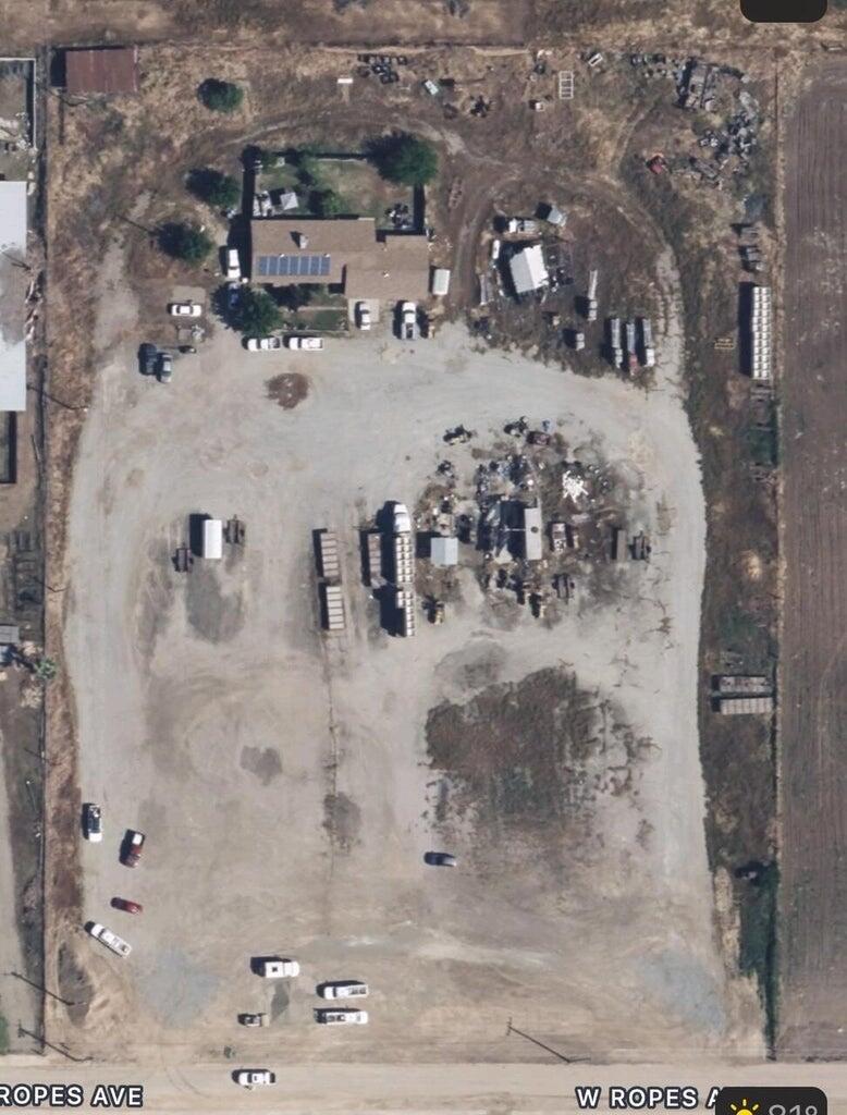 00 W Ropes Ave, Woodlake, CA 93286