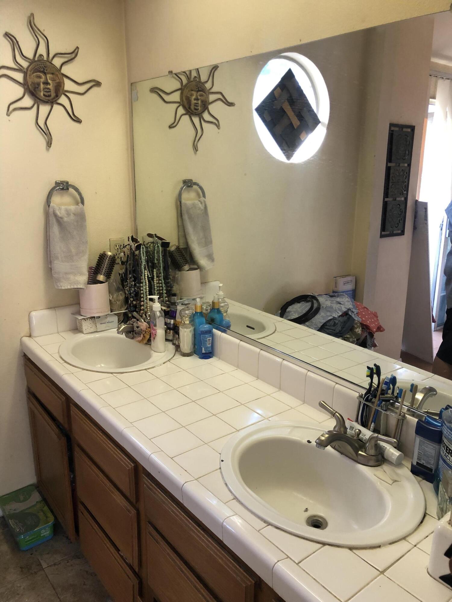 3546 N Berlin Ave, Fresno, CA 93722