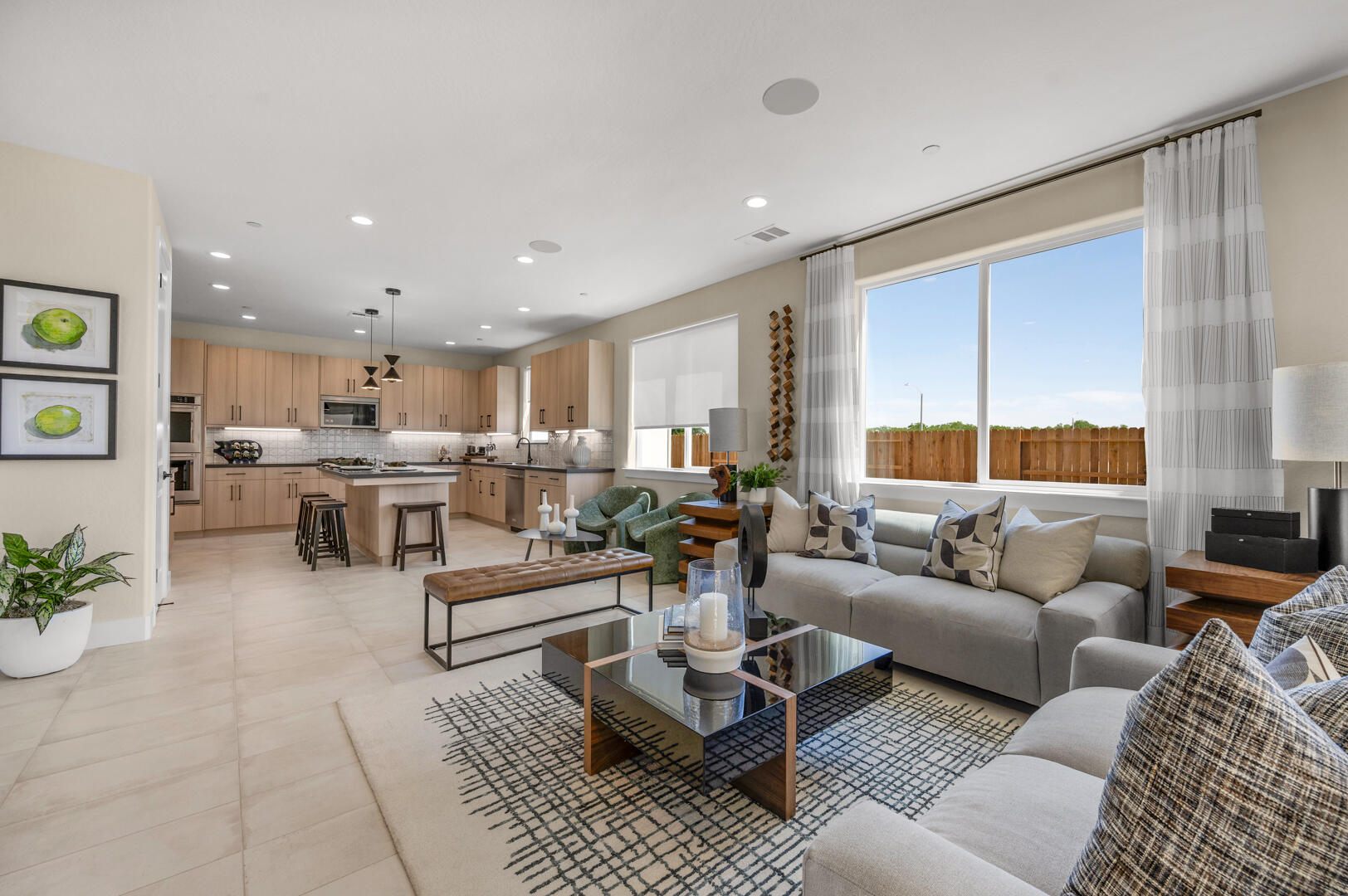 939 Lisbon Ave, Tulare, CA 93274