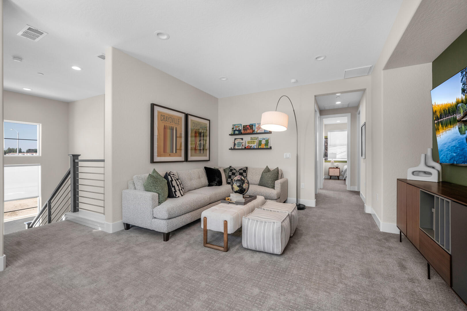 939 Lisbon Ave, Tulare, CA 93274