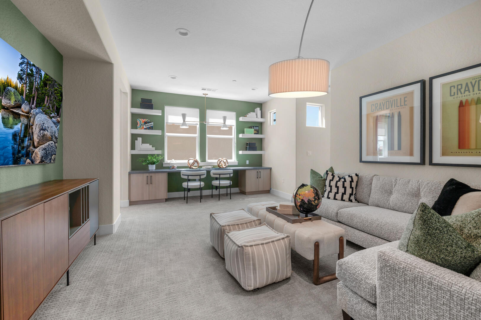 939 Lisbon Ave, Tulare, CA 93274