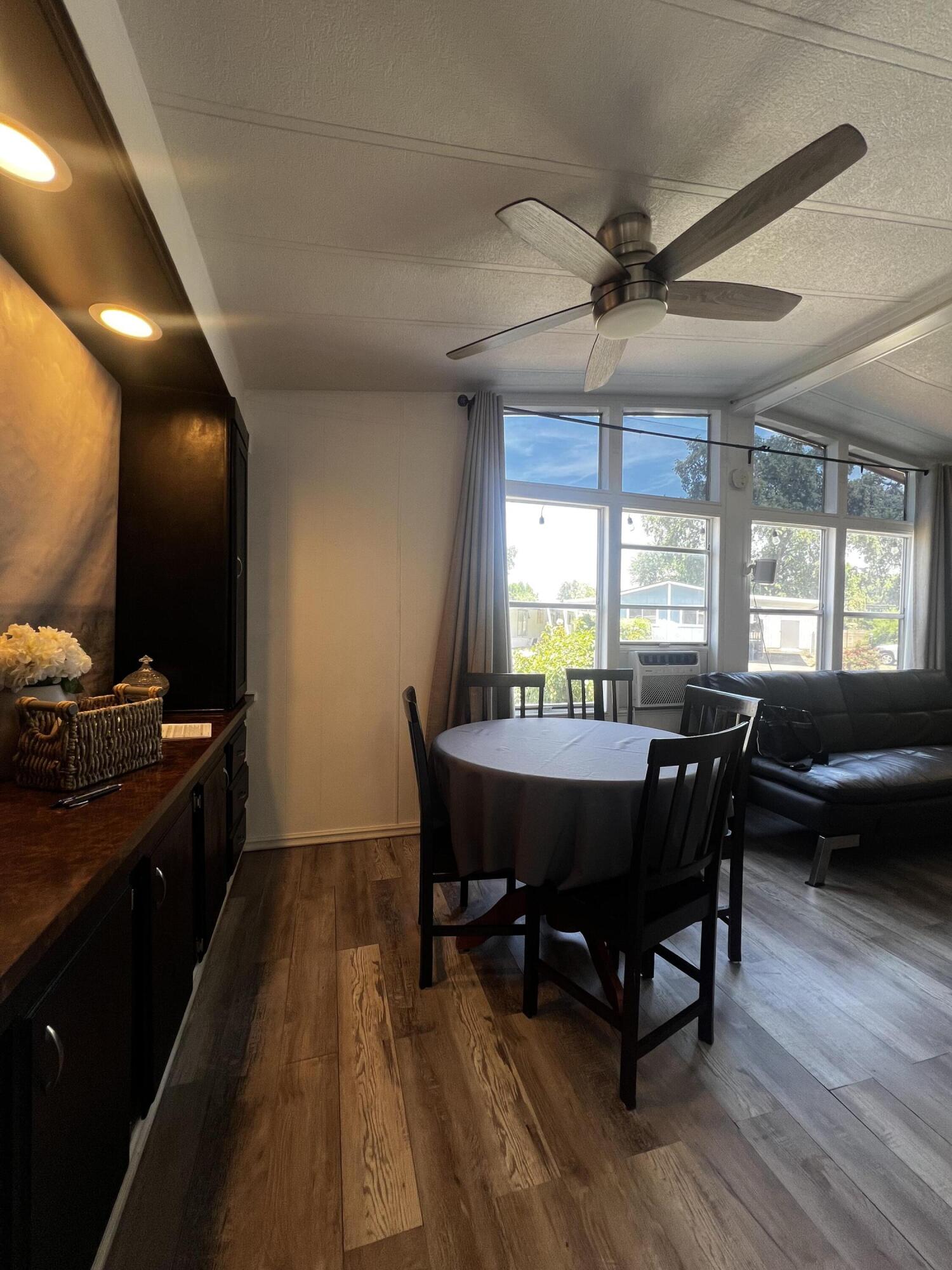 720 E Worth Ave #21, Porterville, CA 93257