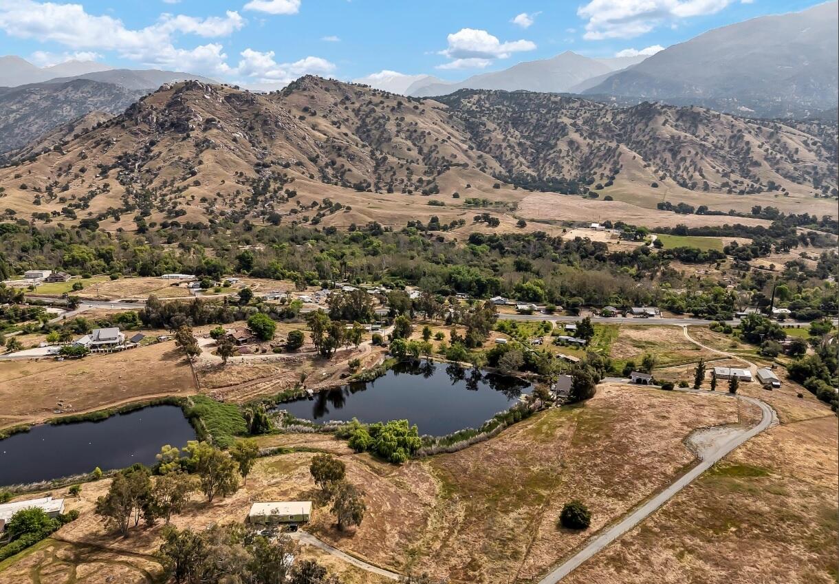 34782 Bogart Dr, Springville, CA 93265