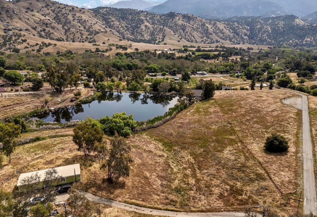 34782 Bogart Dr, Springville, CA 93265